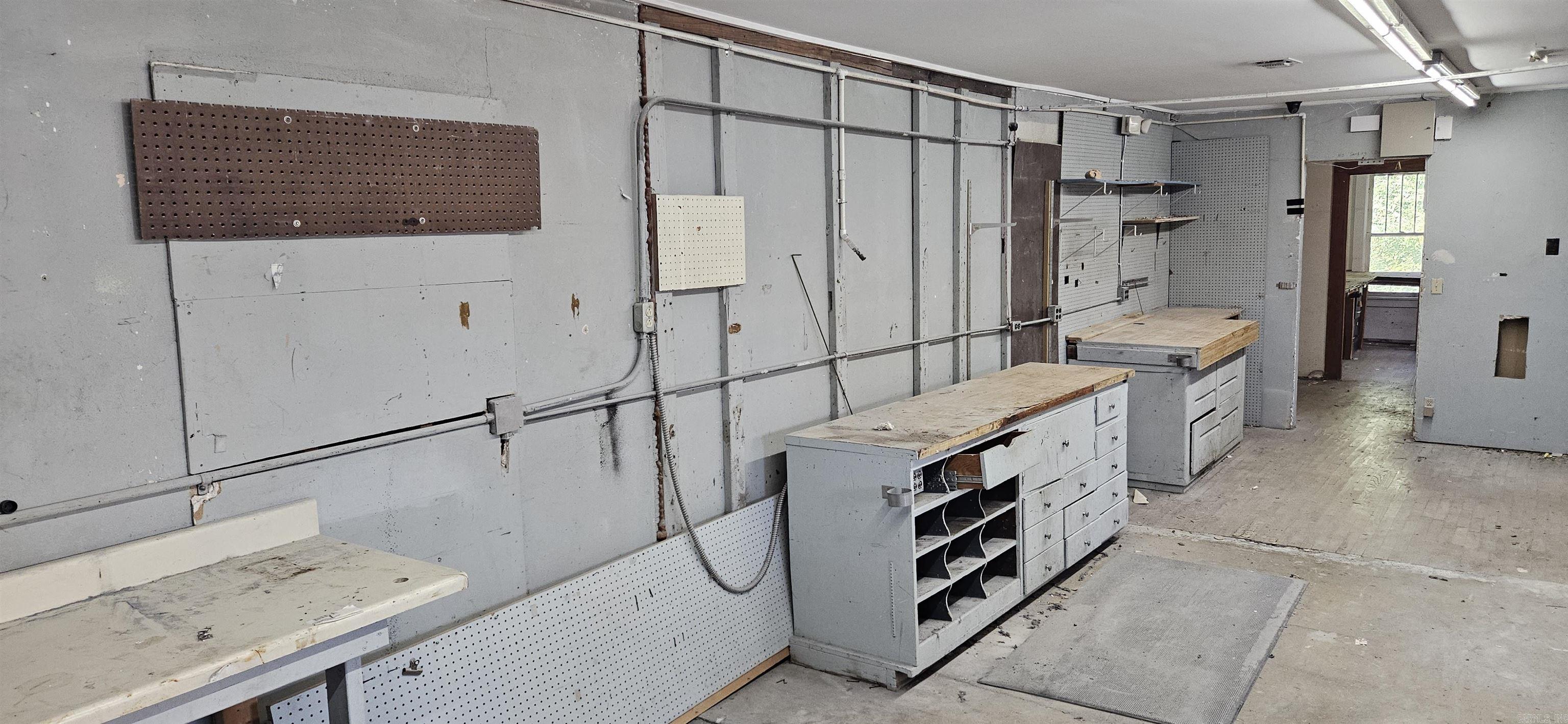 310 Higdon Ferry  Hot Springs, AR