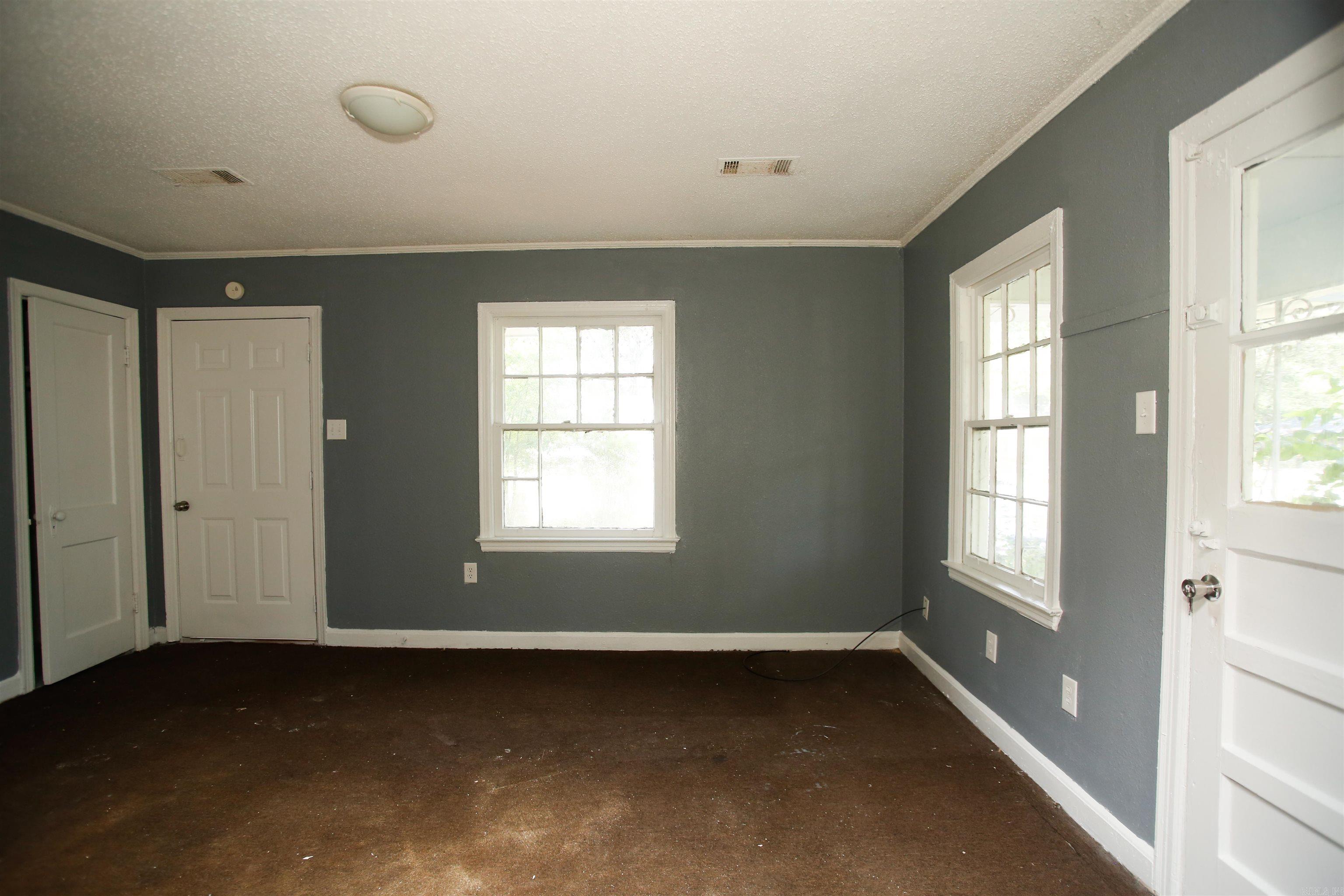 2004 W 24th  Pine Bluff, AR