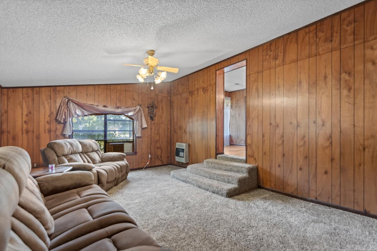 27226 US-67 Highway Malvern, AR 72104