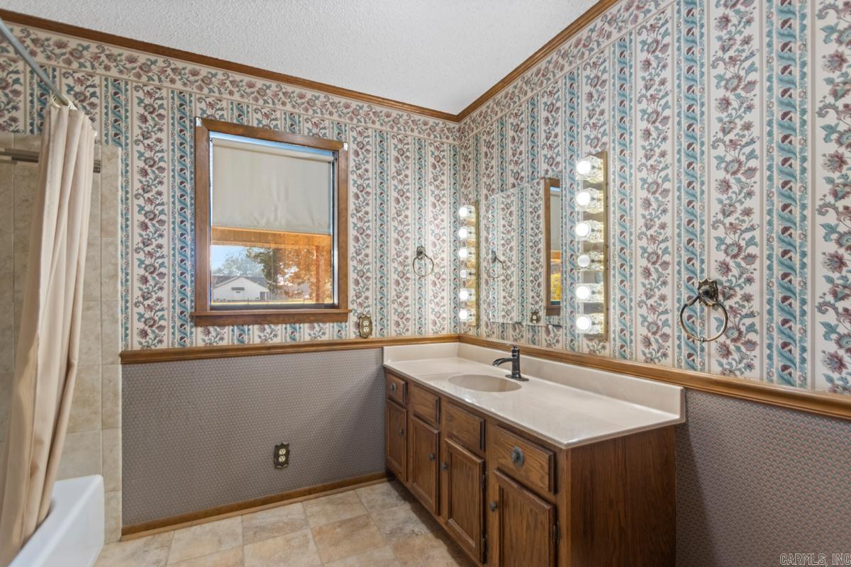 27226 US-67 Highway Malvern, AR 72104