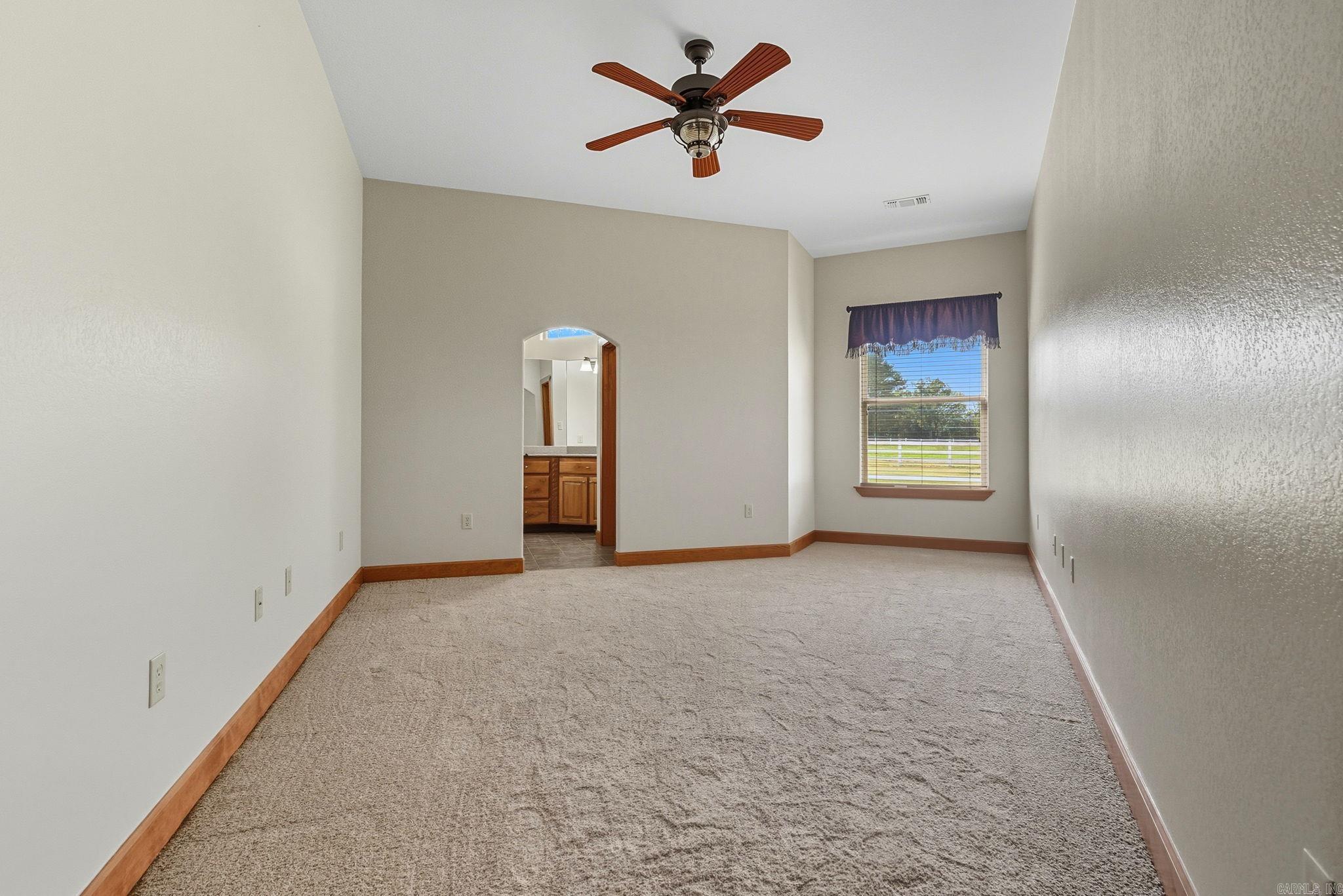 1801 W 64 Highway El Paso, AR 72045