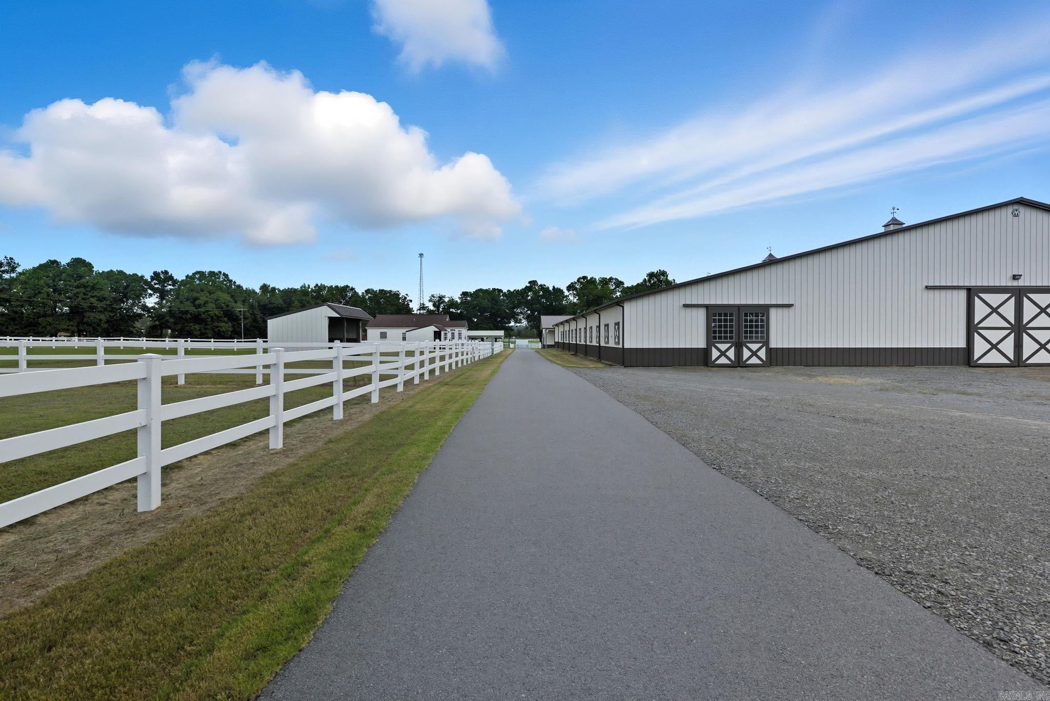 1801 W 64 Highway El Paso, AR 72045