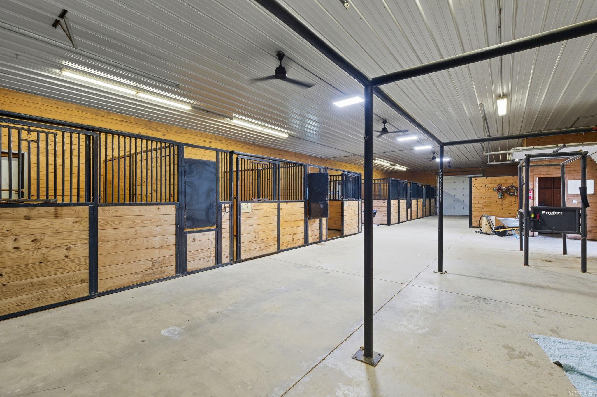 1801 W 64 Highway El Paso, AR 72045