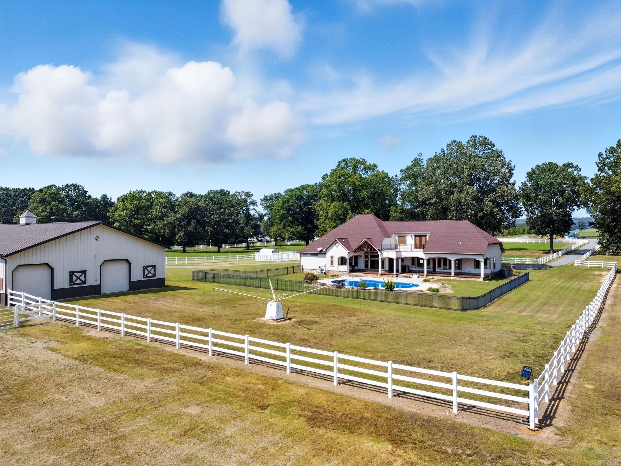 1801 W 64 Highway El Paso, AR 72045