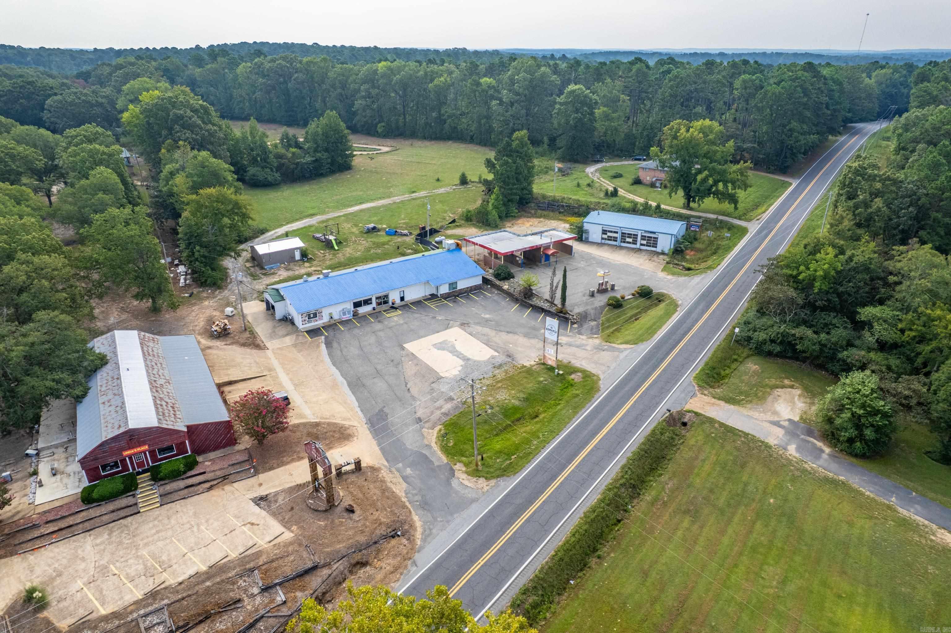 6454 Highway 7  Bismarck, AR