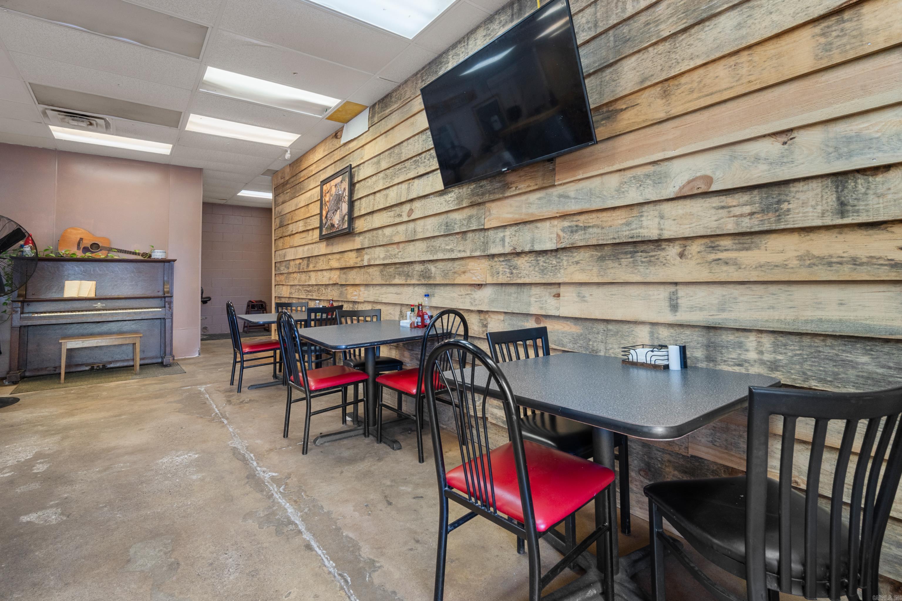 6454 Highway 7  Bismarck, AR