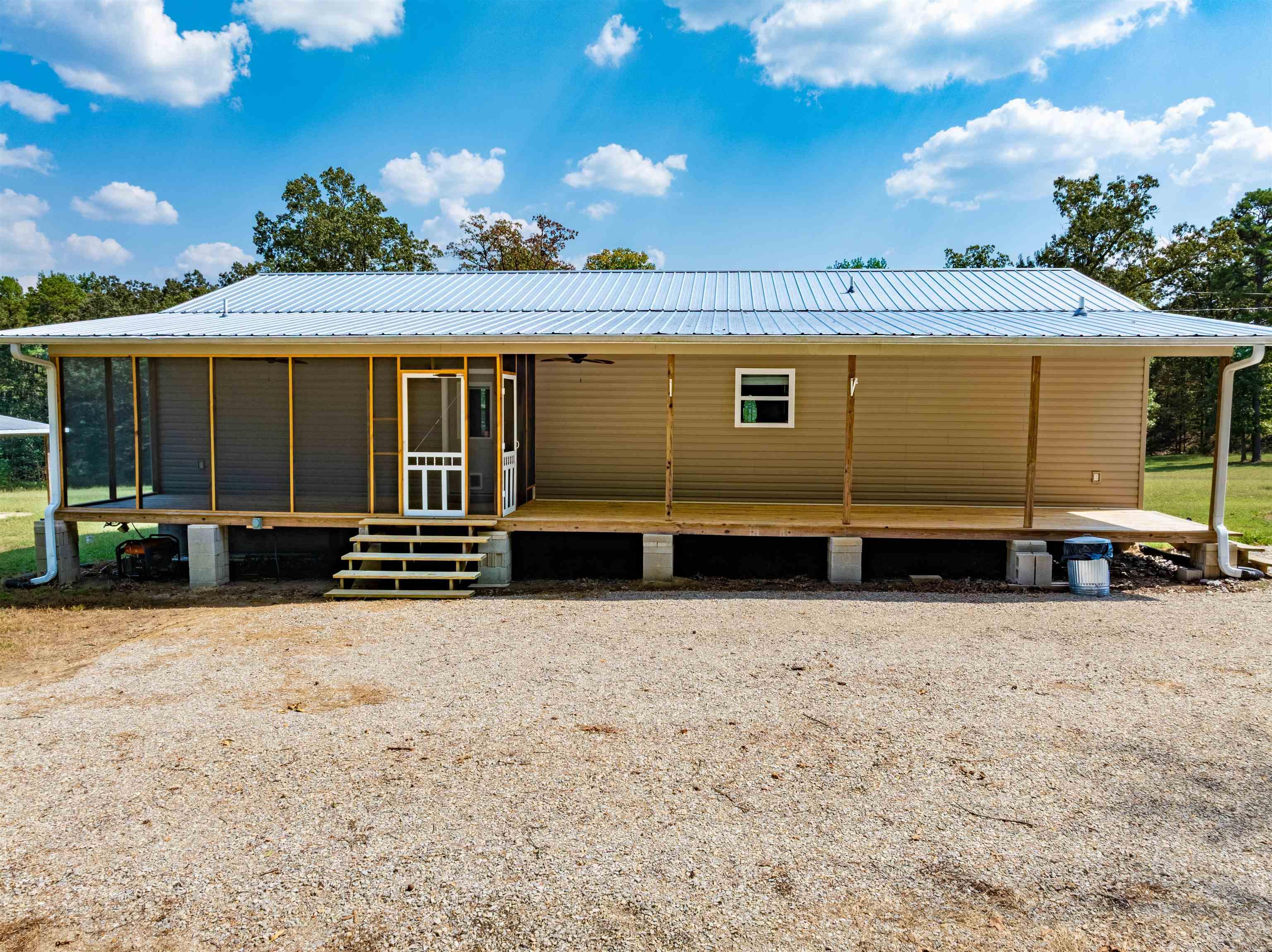 1066 AR Hwy 58  Cave City, AR