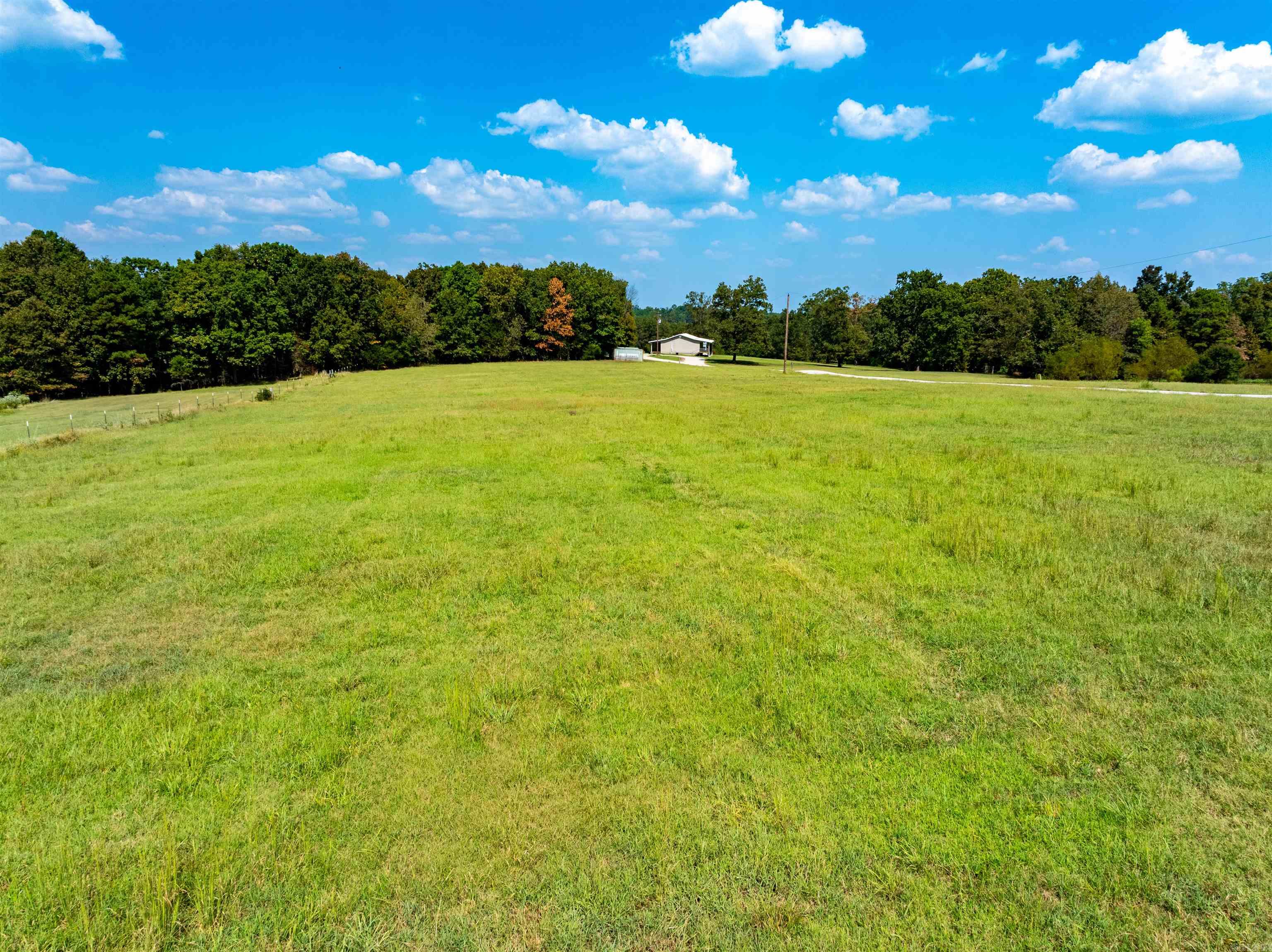 1066 AR Hwy 58  Cave City, AR