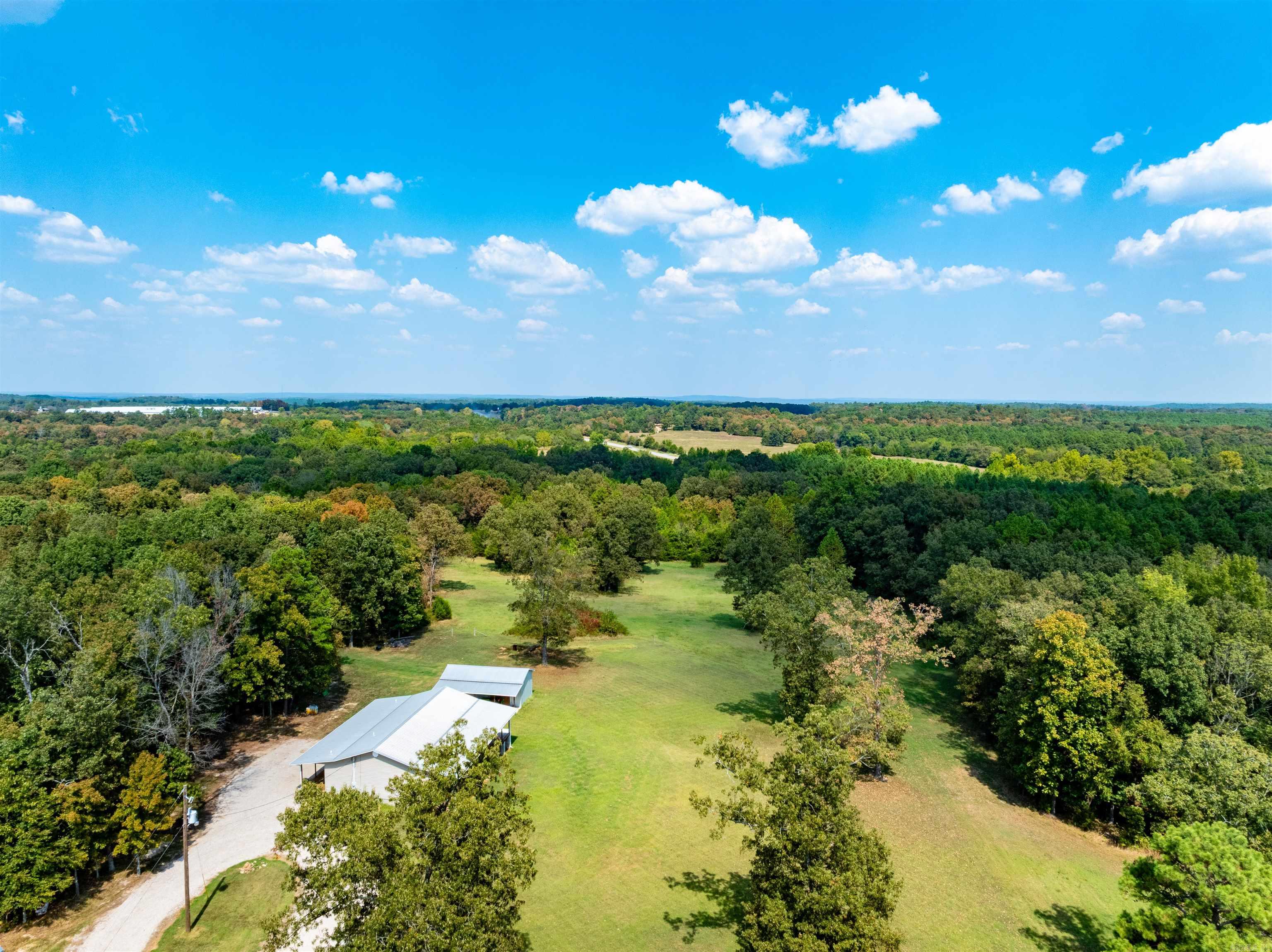 1066 AR Hwy 58  Cave City, AR