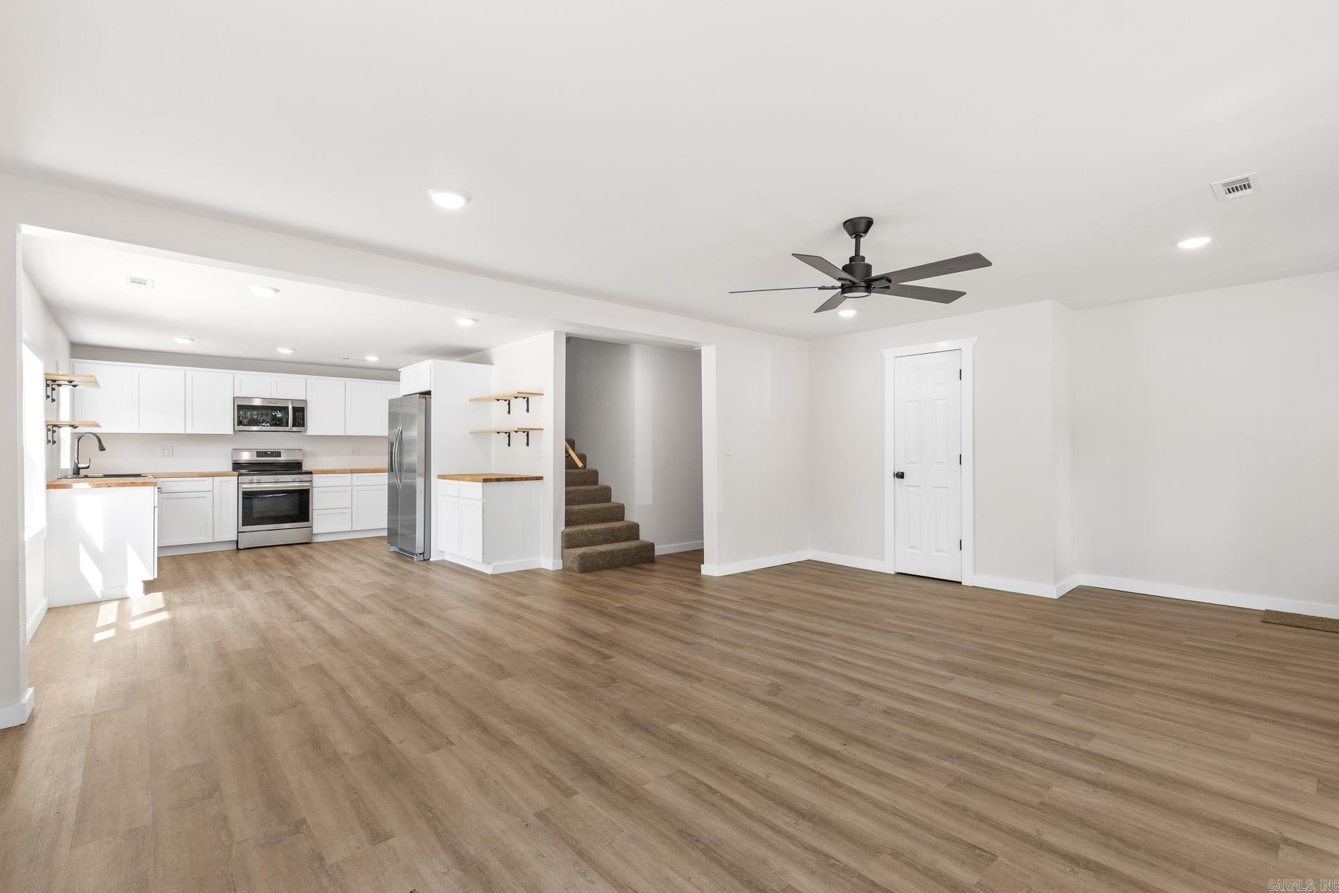 8020 Orchard Point Road Harrison, AR 72601-3401