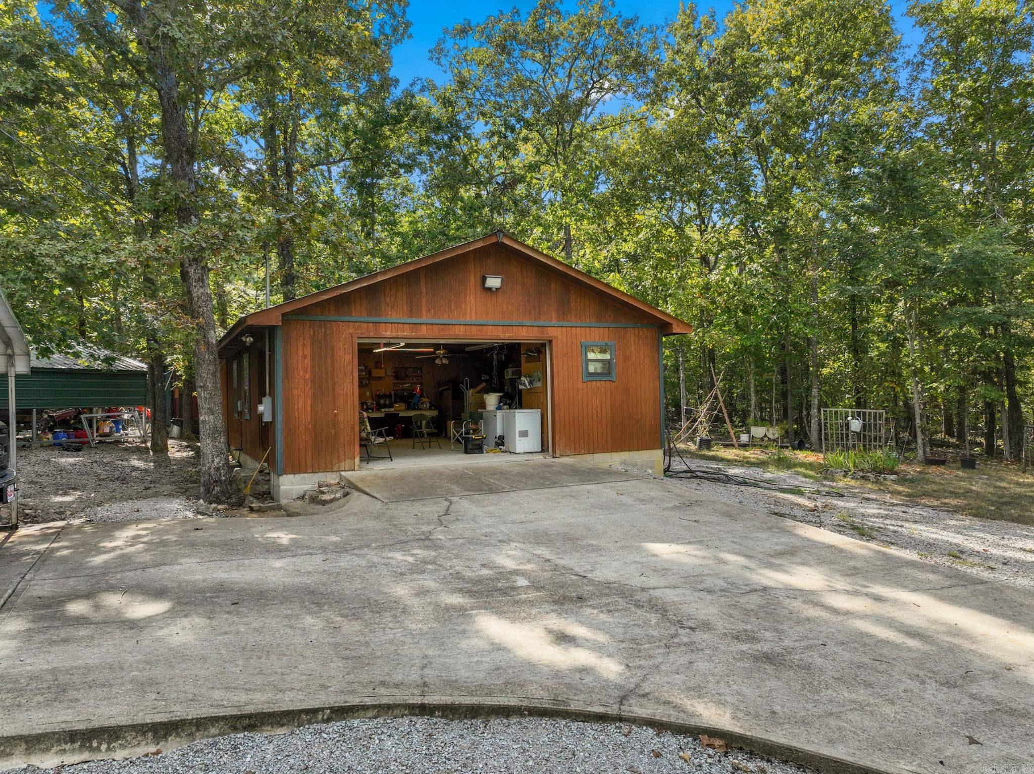 178 MC 6069  Flippin, AR