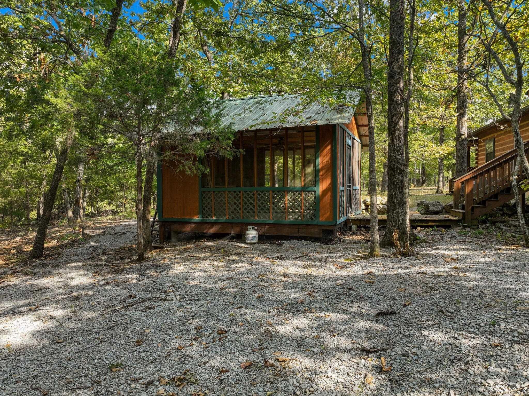 178 MC 6069  Flippin, AR