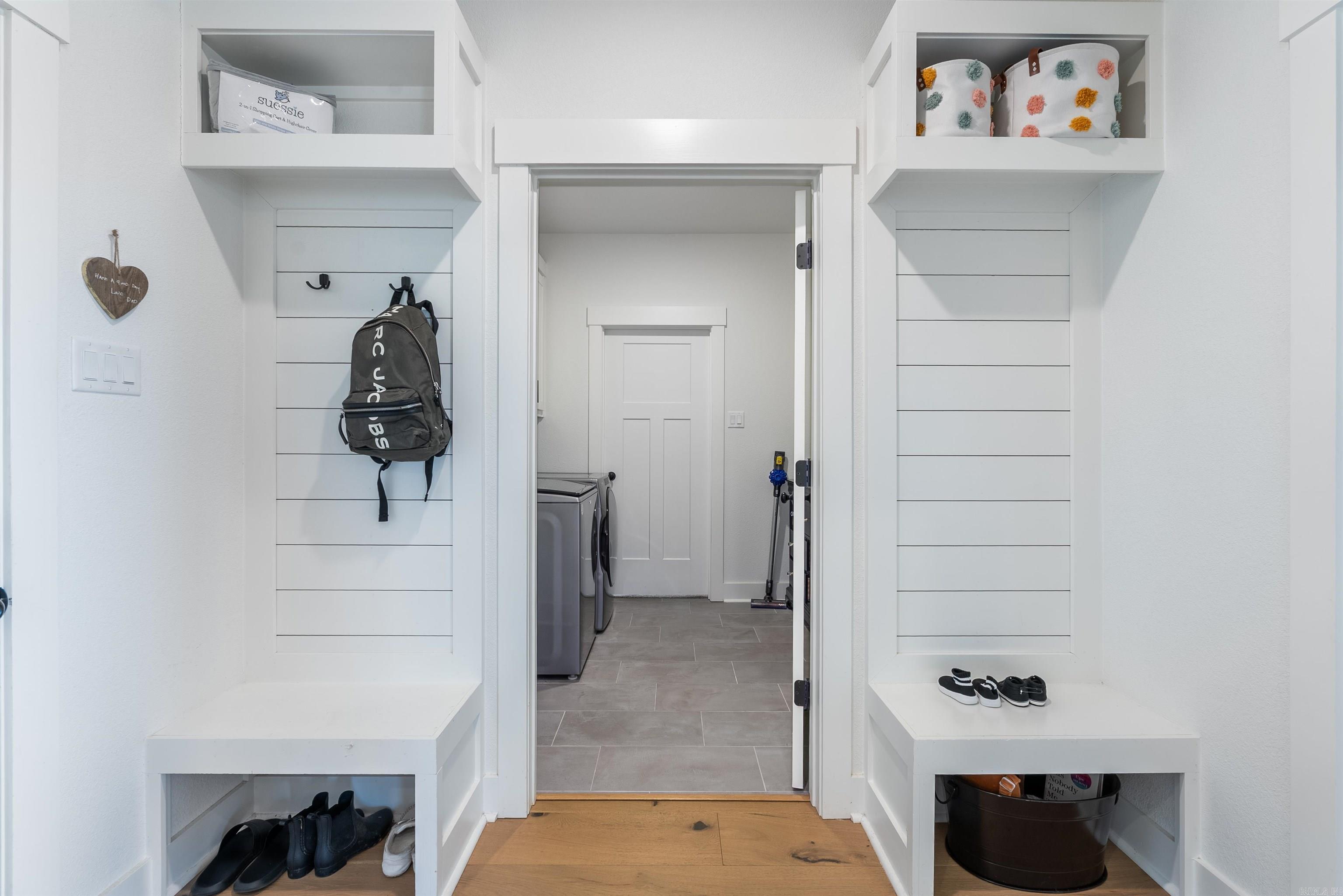 9015 Highway 298 Benton, AR 72019