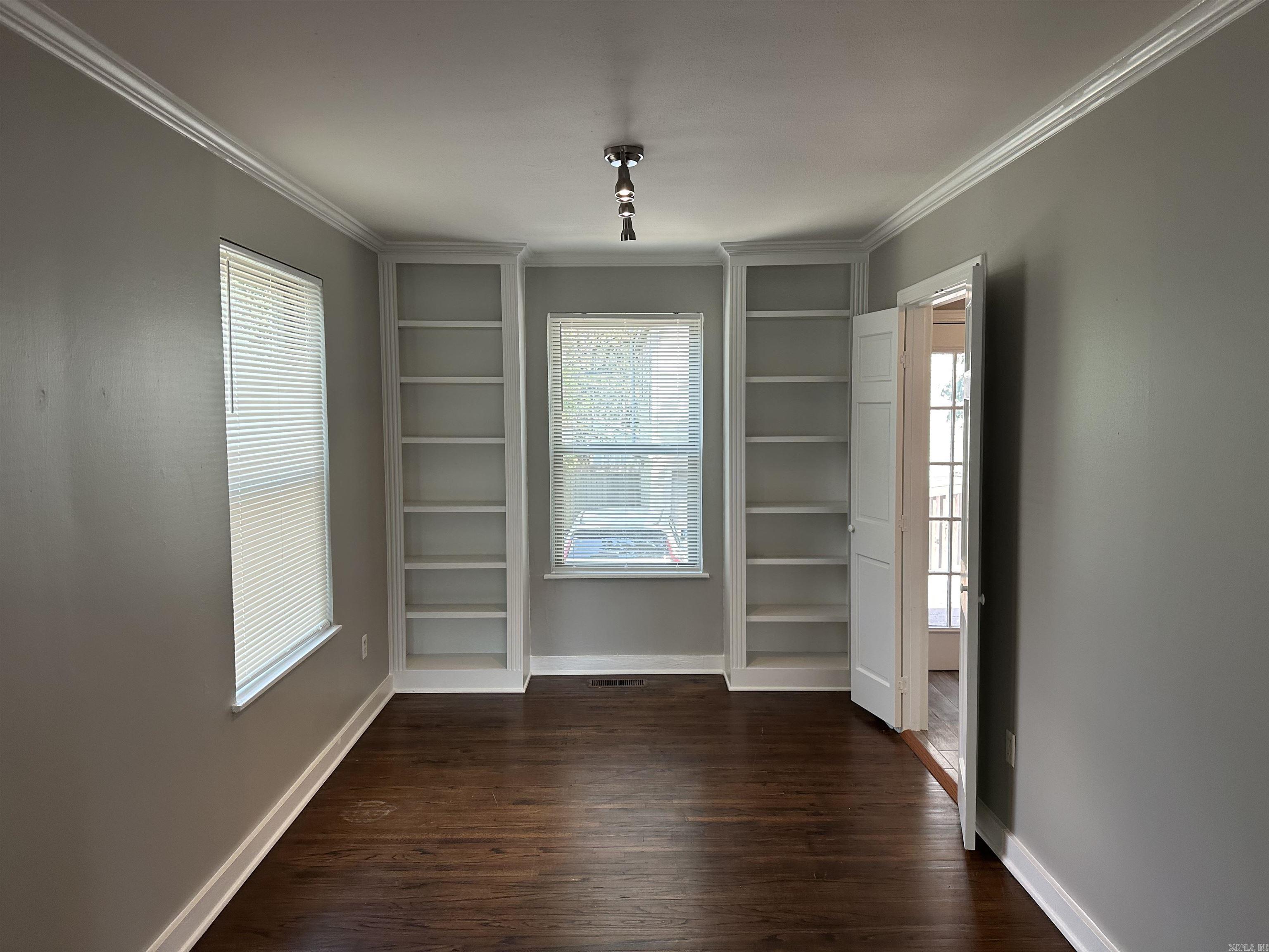 2809 N University  Little Rock, AR