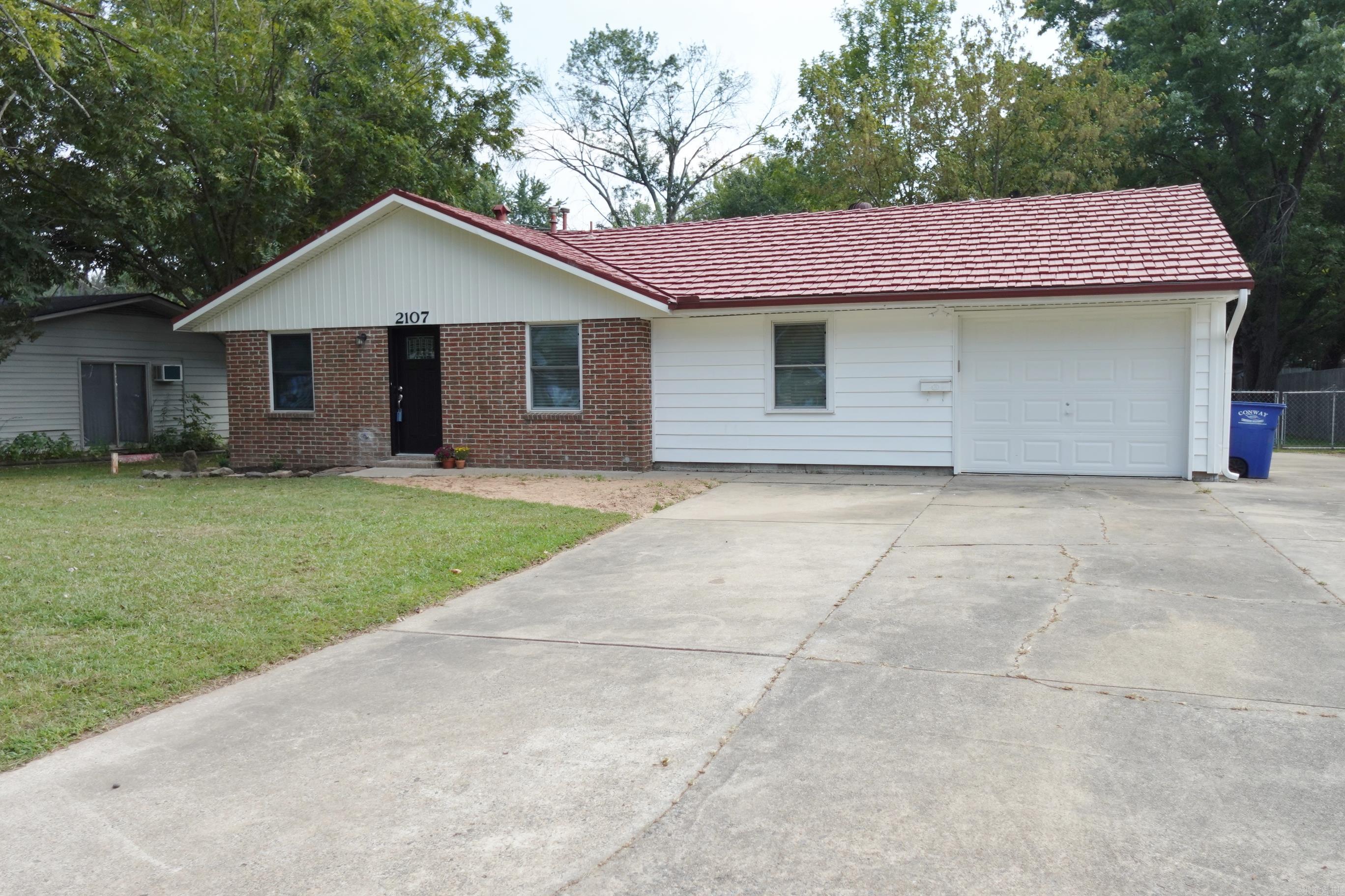 2107 Broadview Ave.  Conway, AR