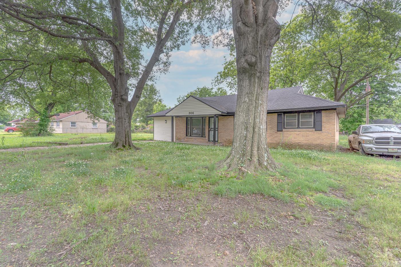 306 N 35th  West Memphis, AR