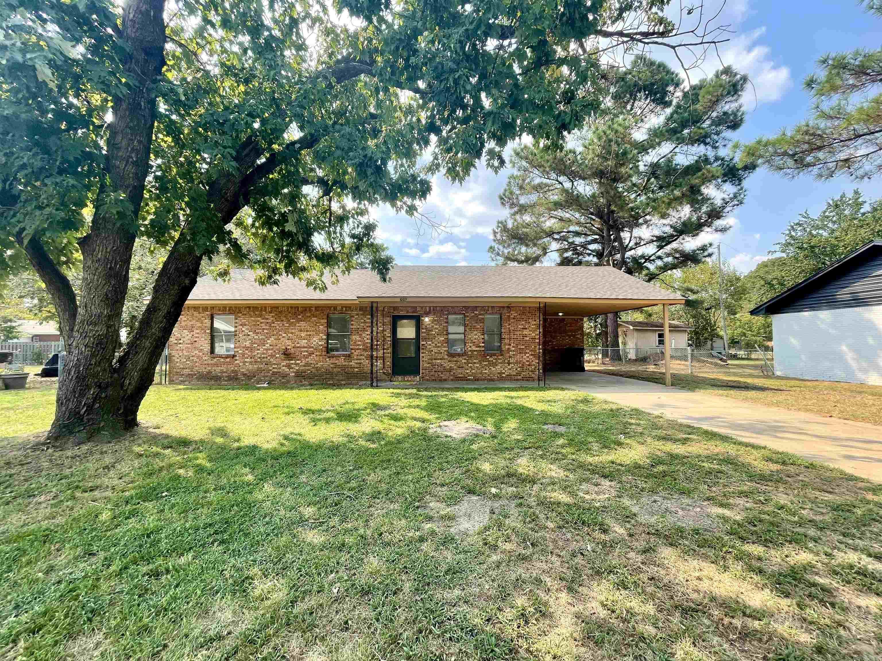 1009 Opal  Lake City, AR