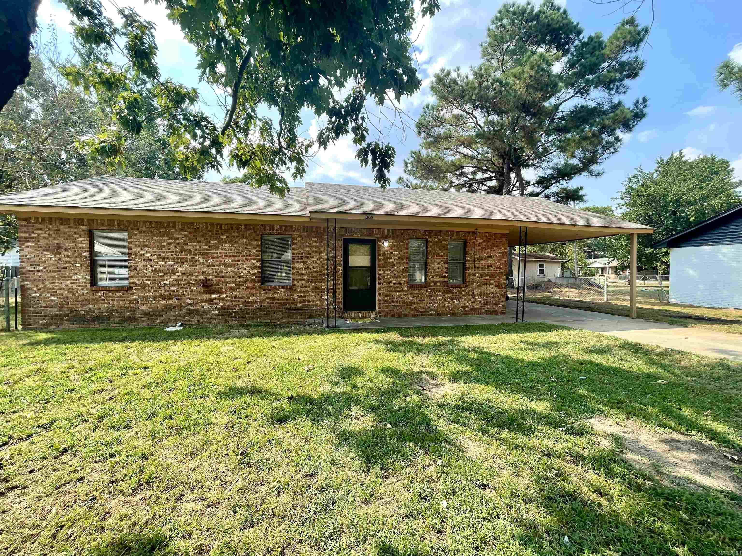 1009 Opal  Lake City, AR