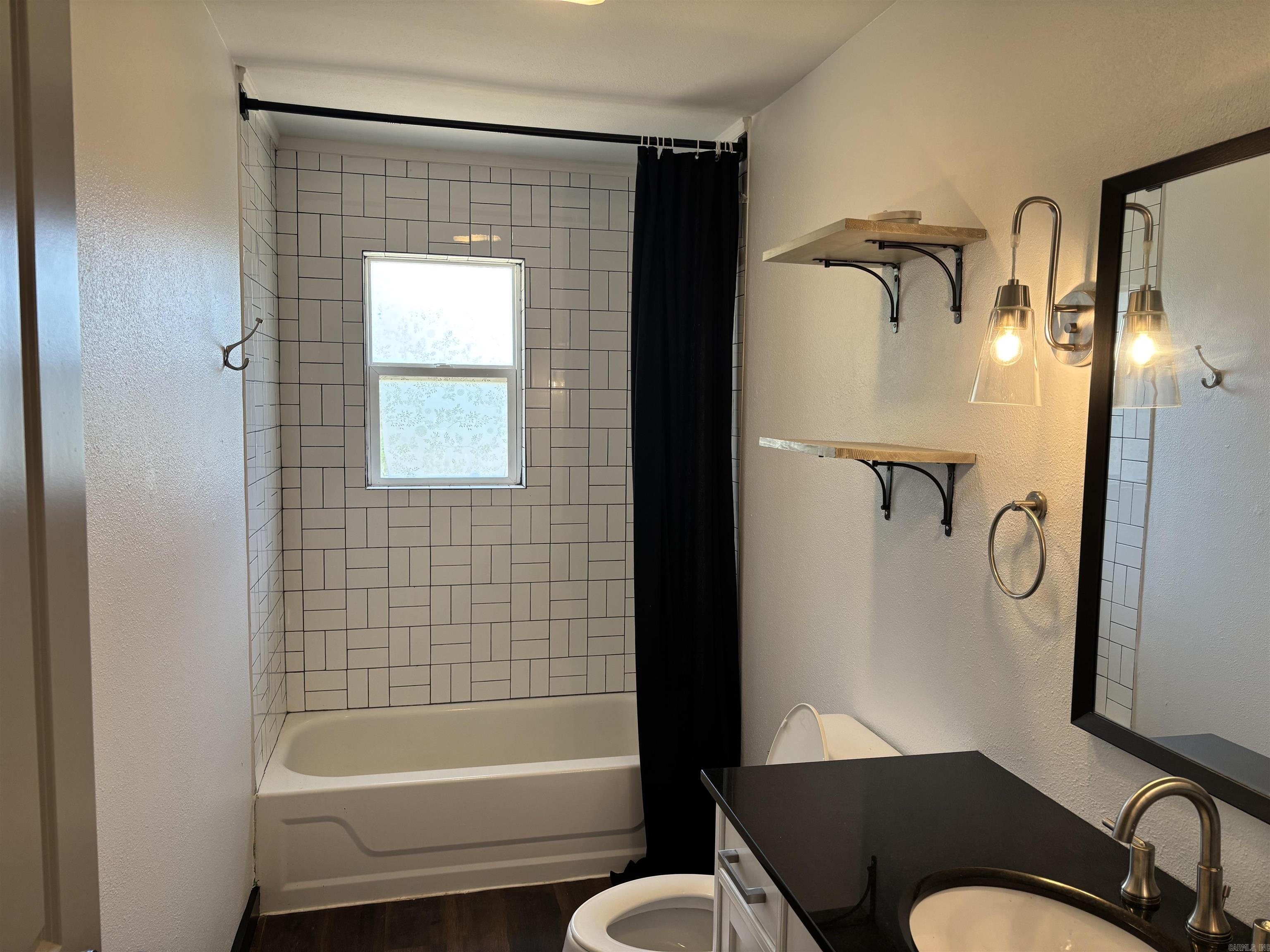 2 North Drive  Conway, AR