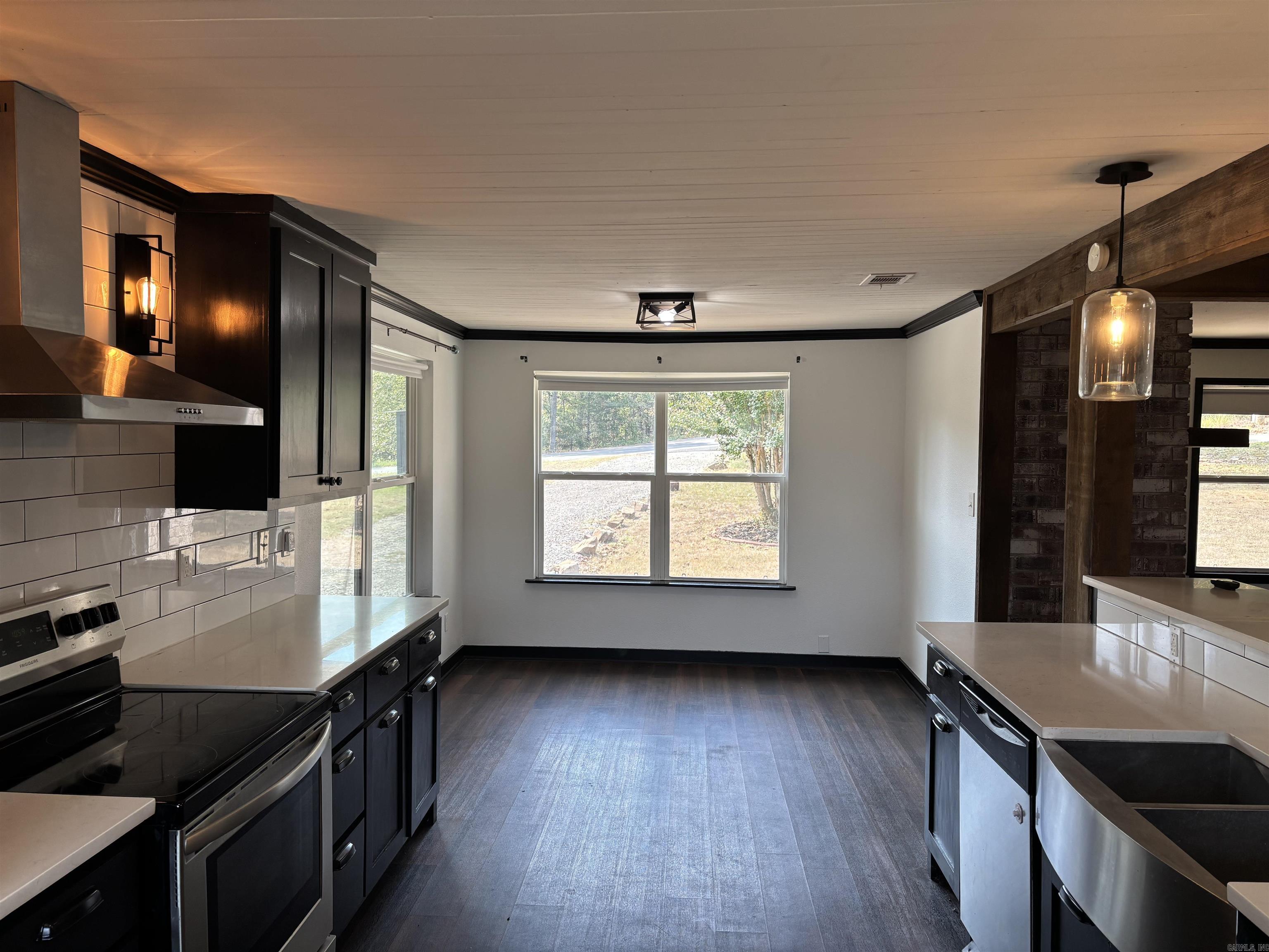 2 North Drive  Conway, AR