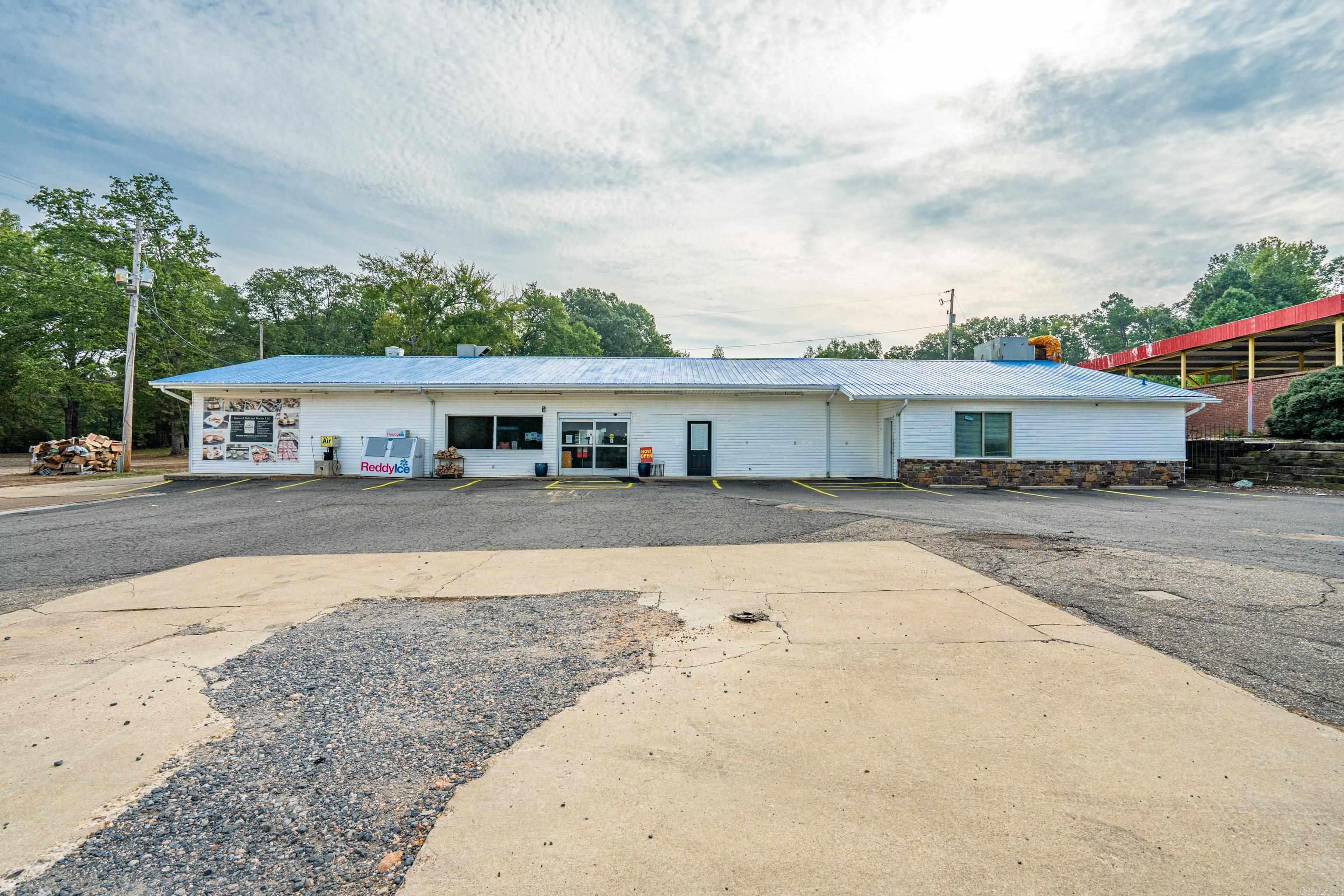 6454 Highway 7  Bismarck, AR