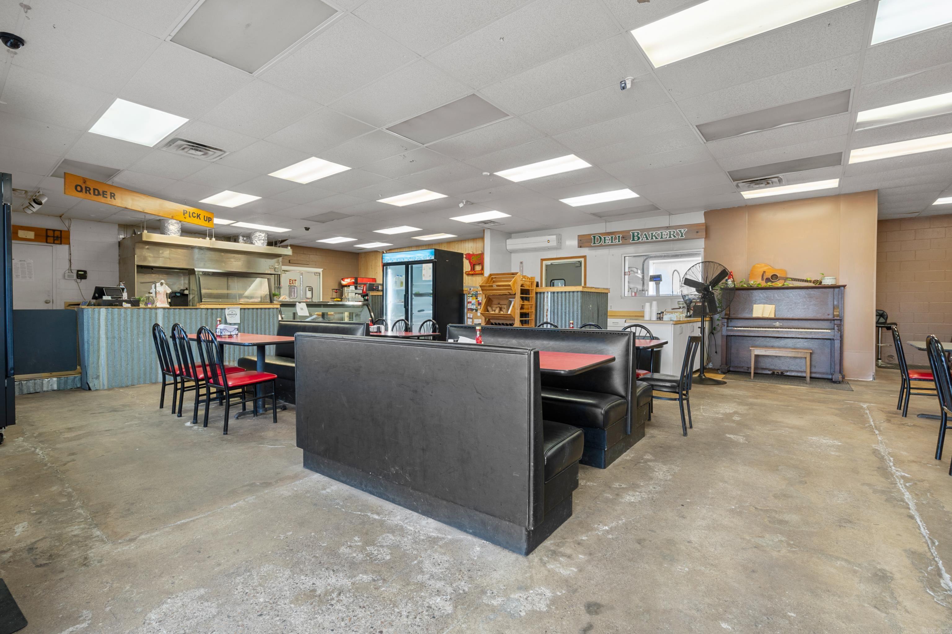 6454 Highway 7  Bismarck, AR