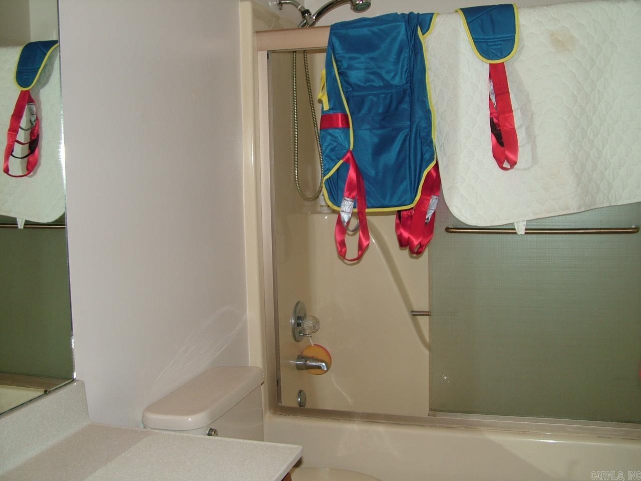 611 Hickory Hollow Drive Mountain Home, AR 72653