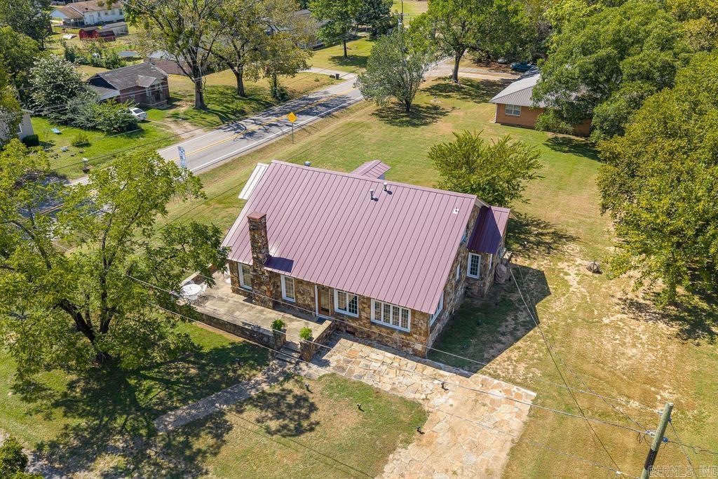 101 N Main  Mansfield, AR