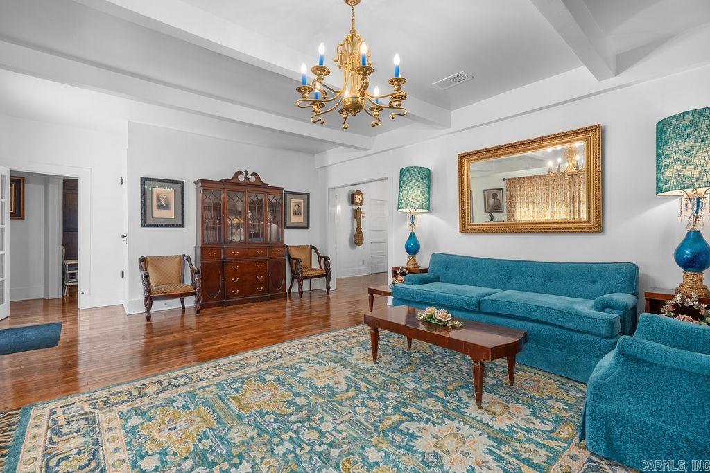 101 N Main  Mansfield, AR