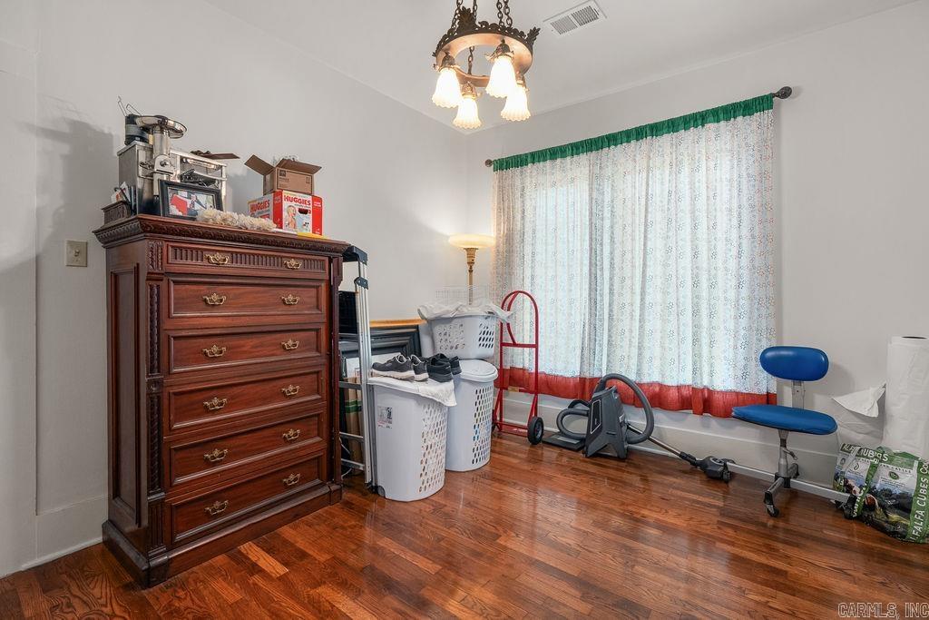 101 N Main  Mansfield, AR