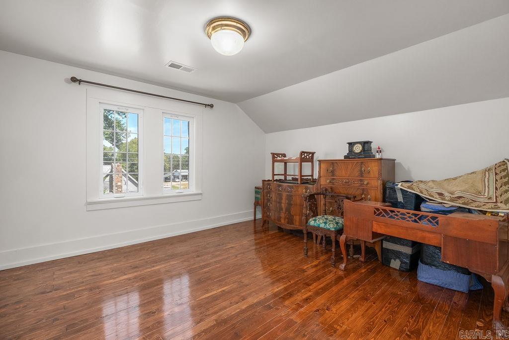 101 N Main  Mansfield, AR