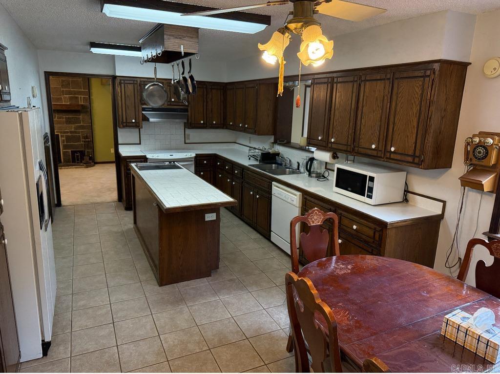 201 Deer Run Lane Mena, AR 71953