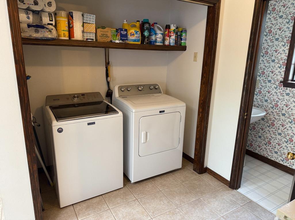 201 Deer Run Lane Mena, AR 71953