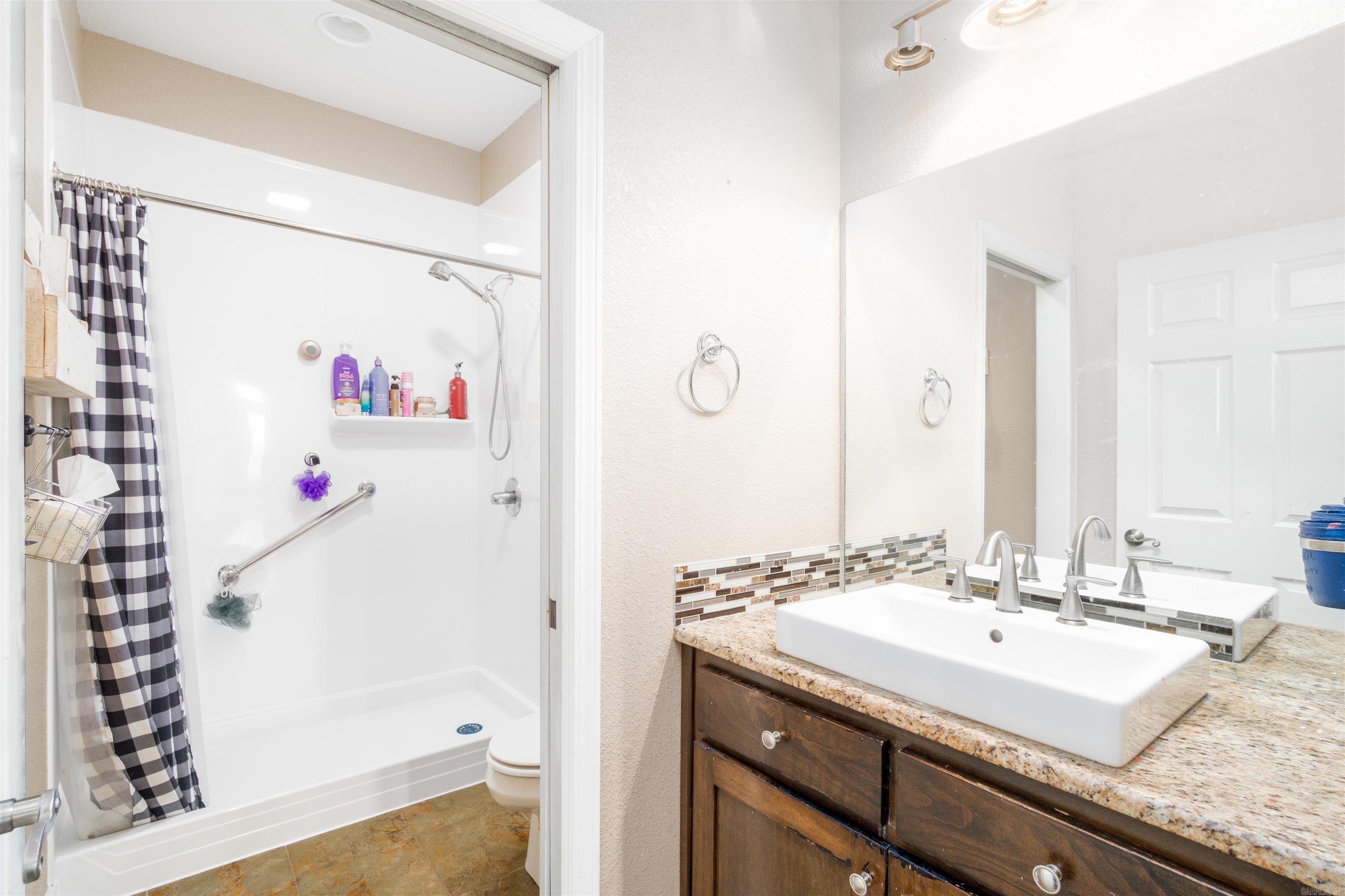 20 Las Navas Lane Hot Springs Village, AR 71909