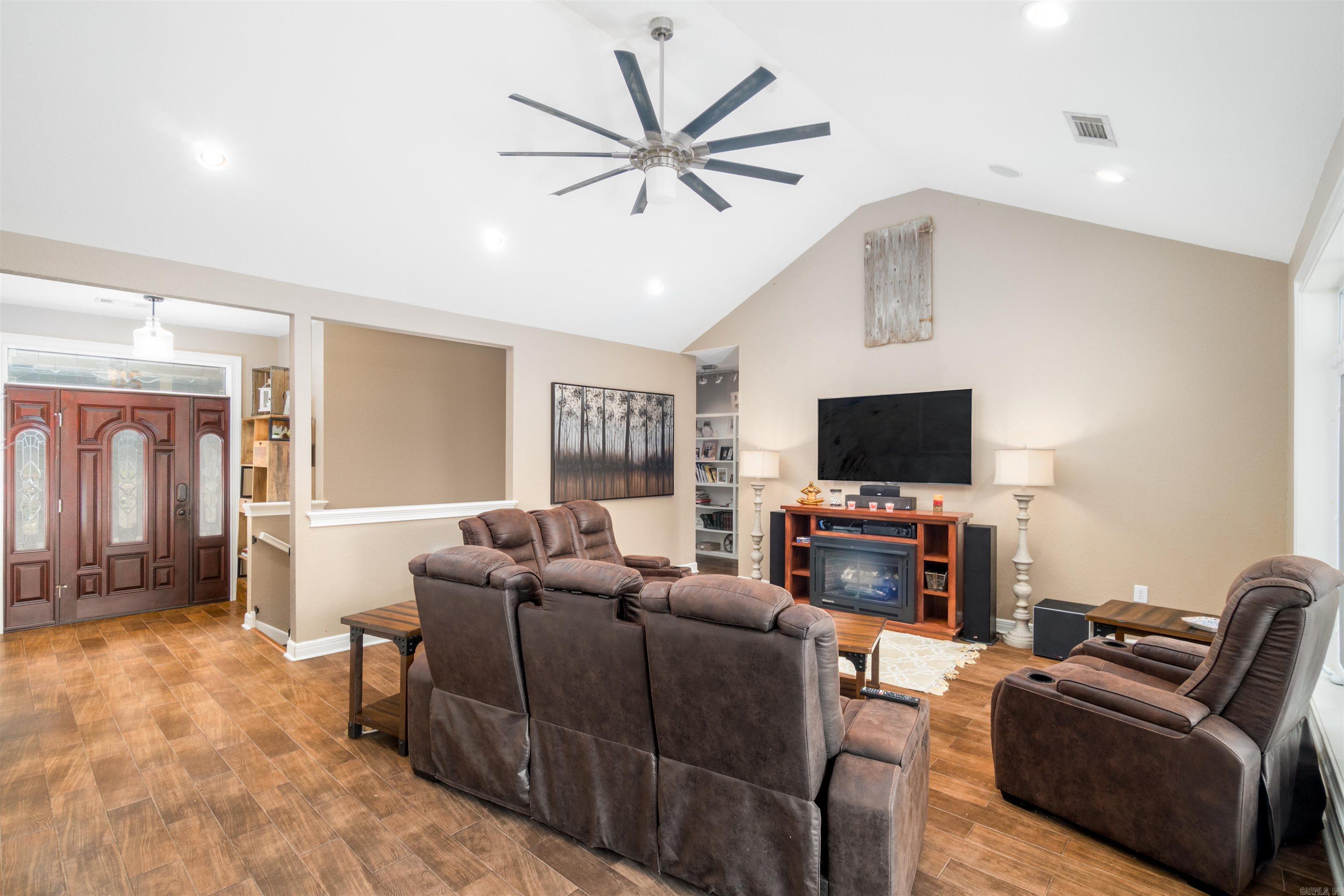 20 Las Navas Lane Hot Springs Village, AR 71909