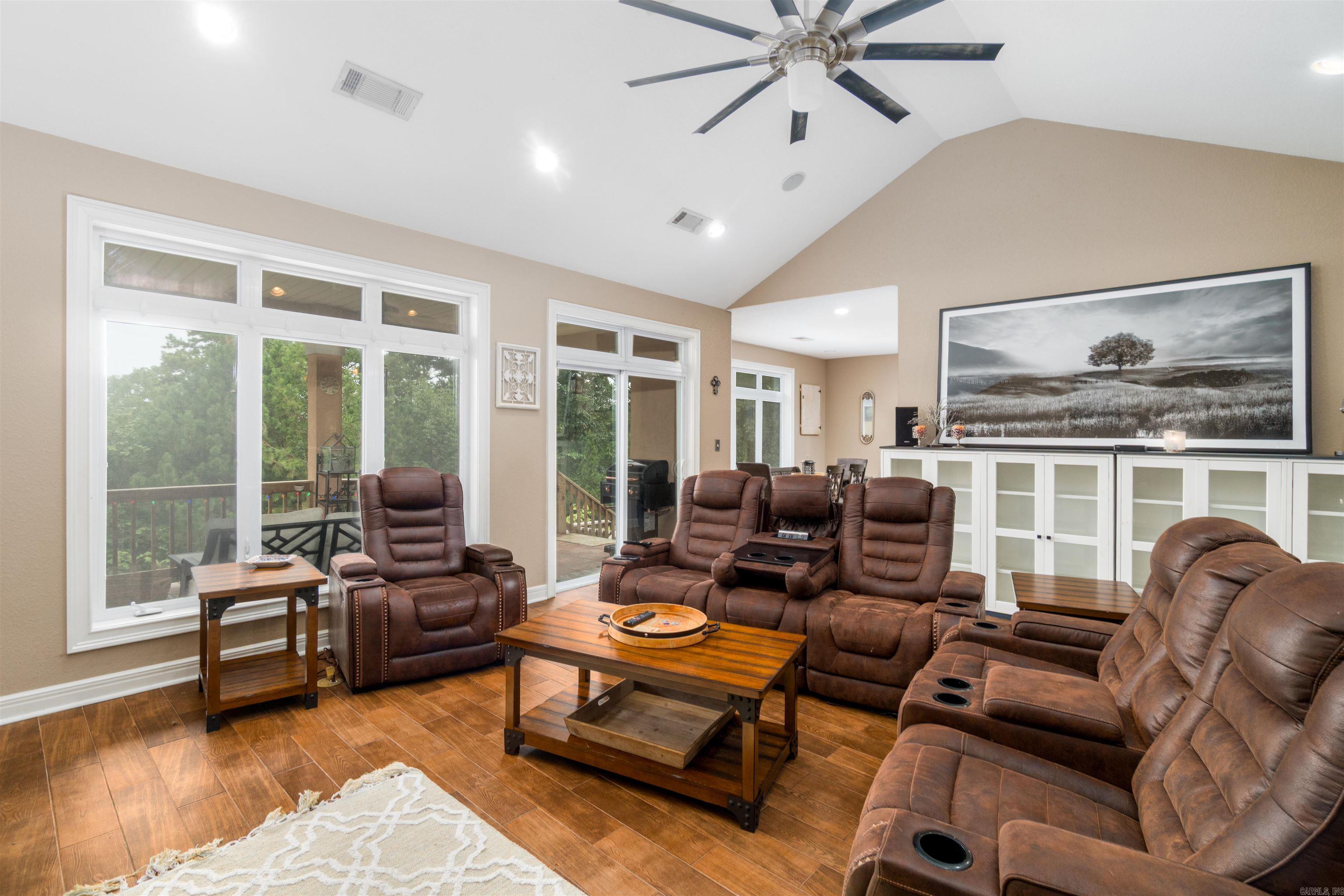 20 Las Navas Lane Hot Springs Village, AR 71909