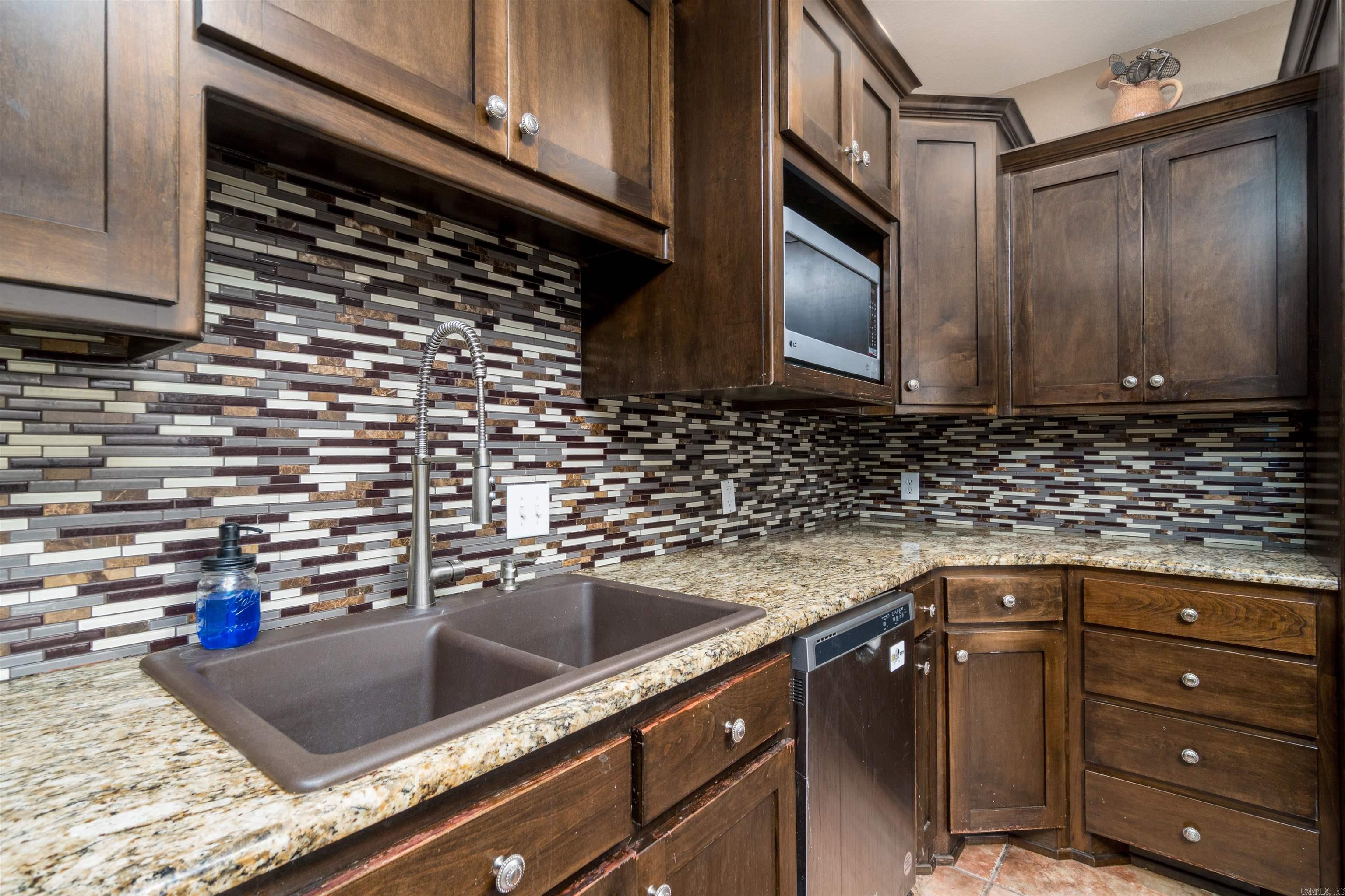 20 Las Navas Lane Hot Springs Village, AR 71909