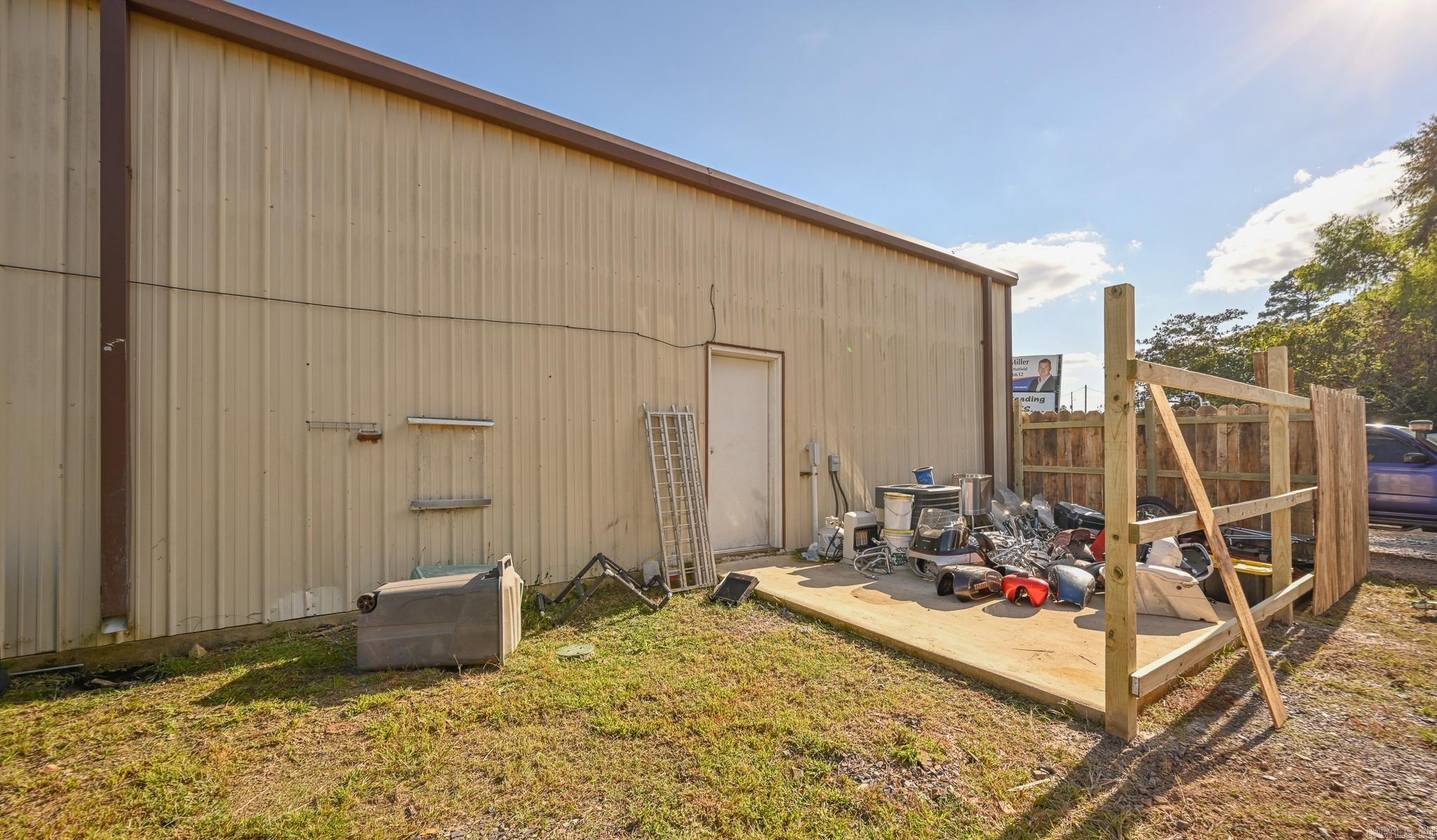 2415 Hwy 71 South  Mena, AR