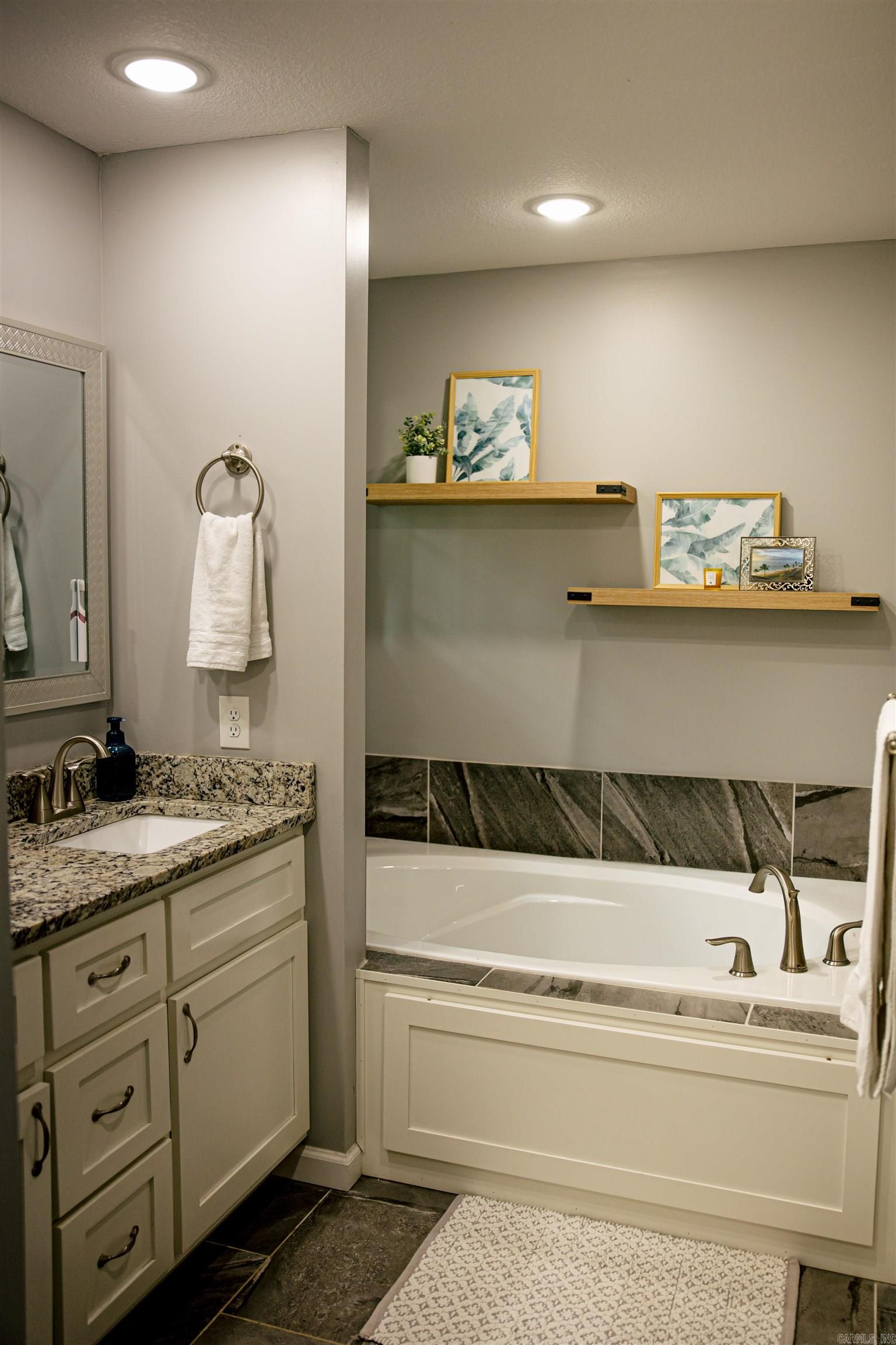 2705 Keystone  Jonesboro, AR