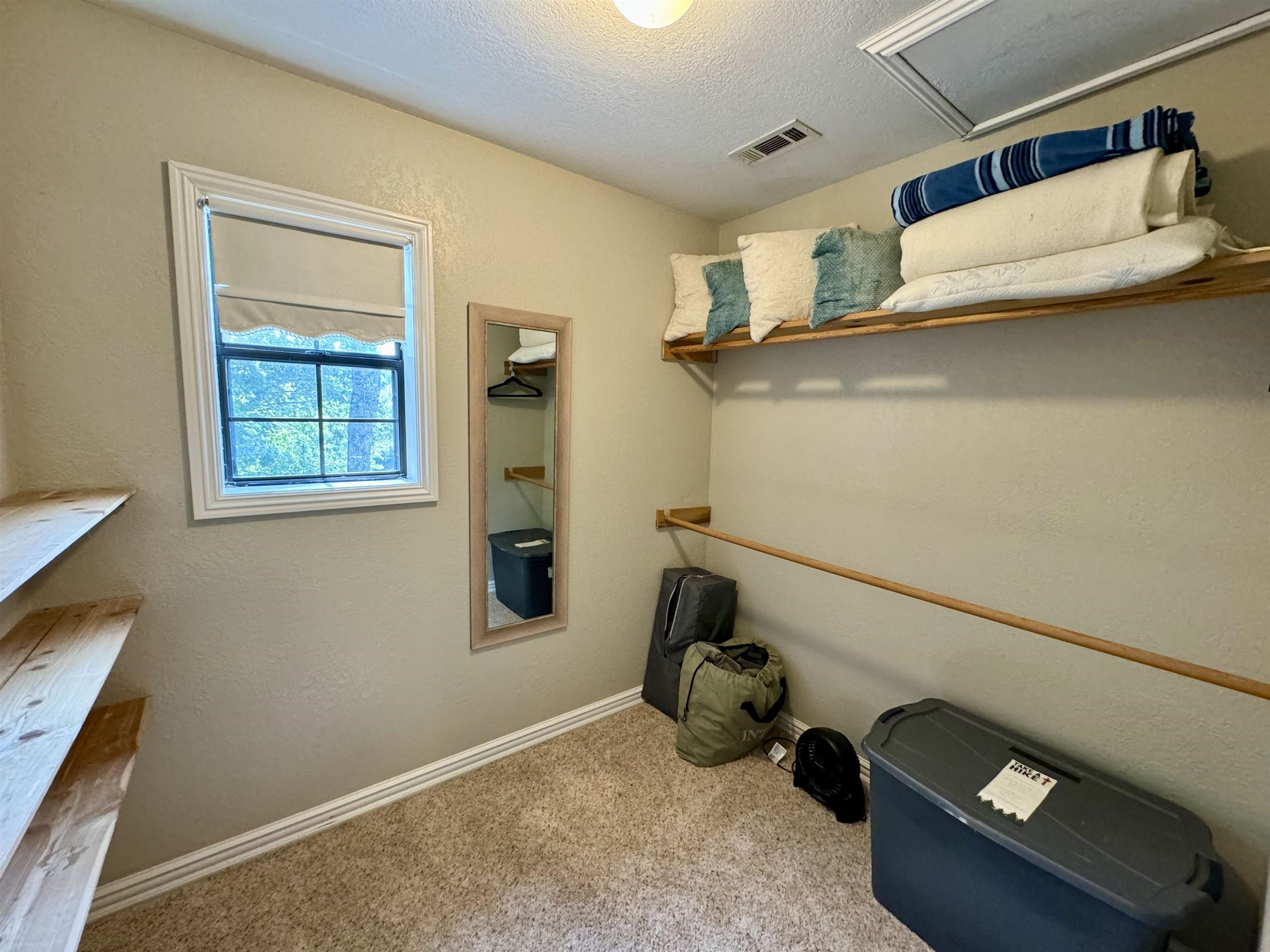 98 Garden Lane  Calico Rock, AR