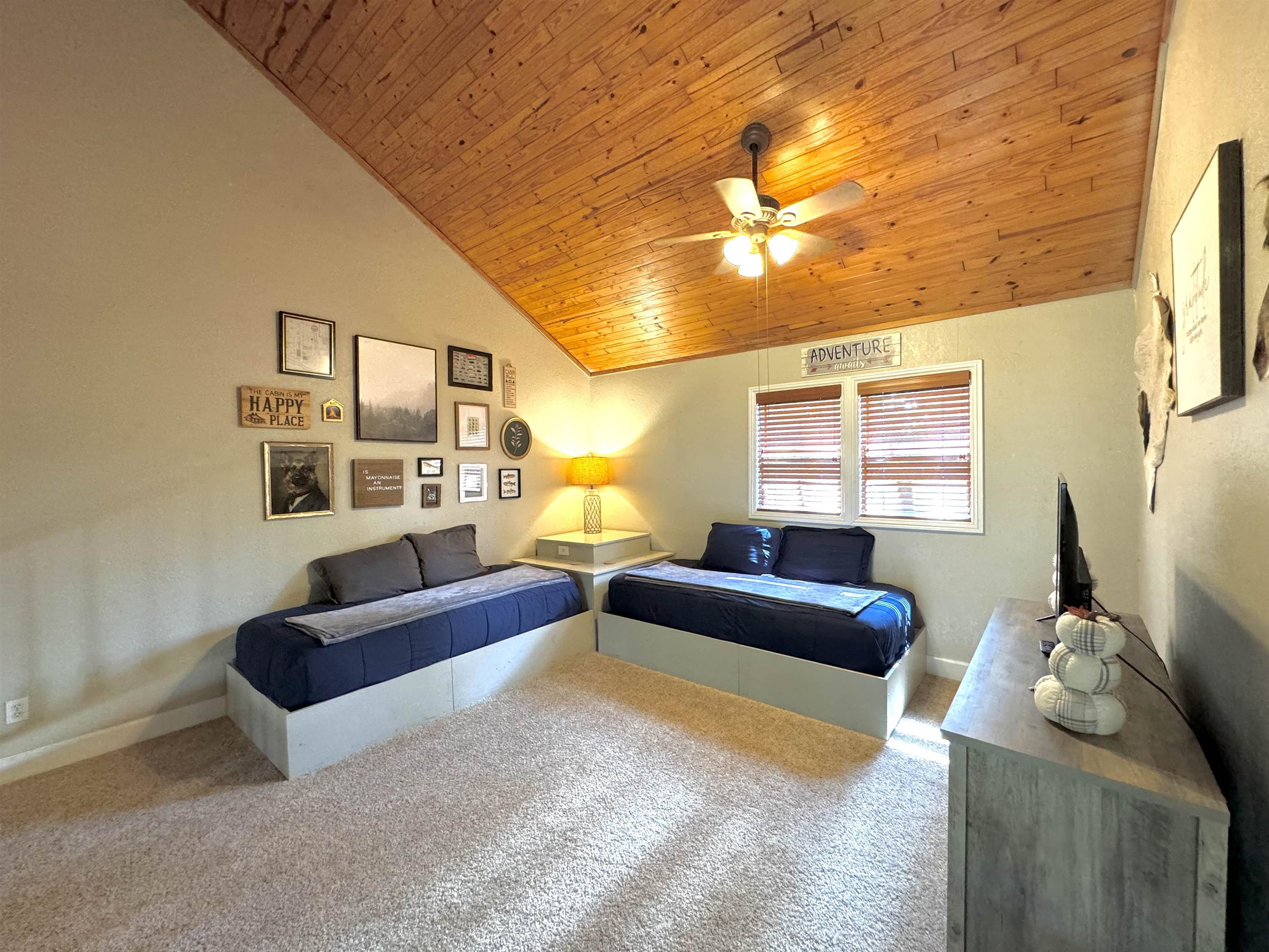 98 Garden Lane  Calico Rock, AR