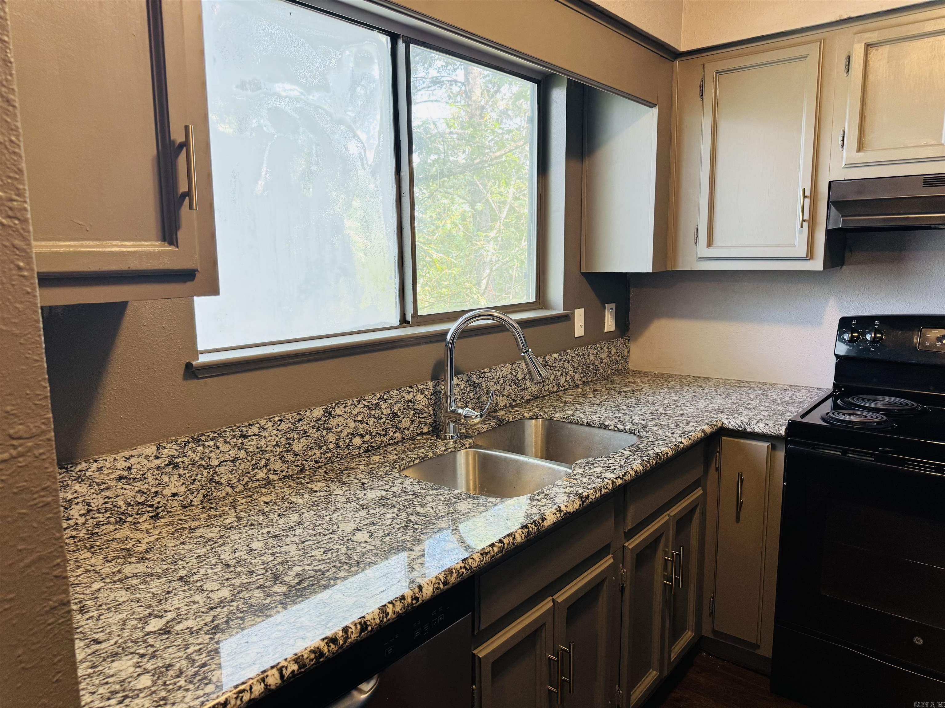 1105 N Oaks  North Little Rock, AR