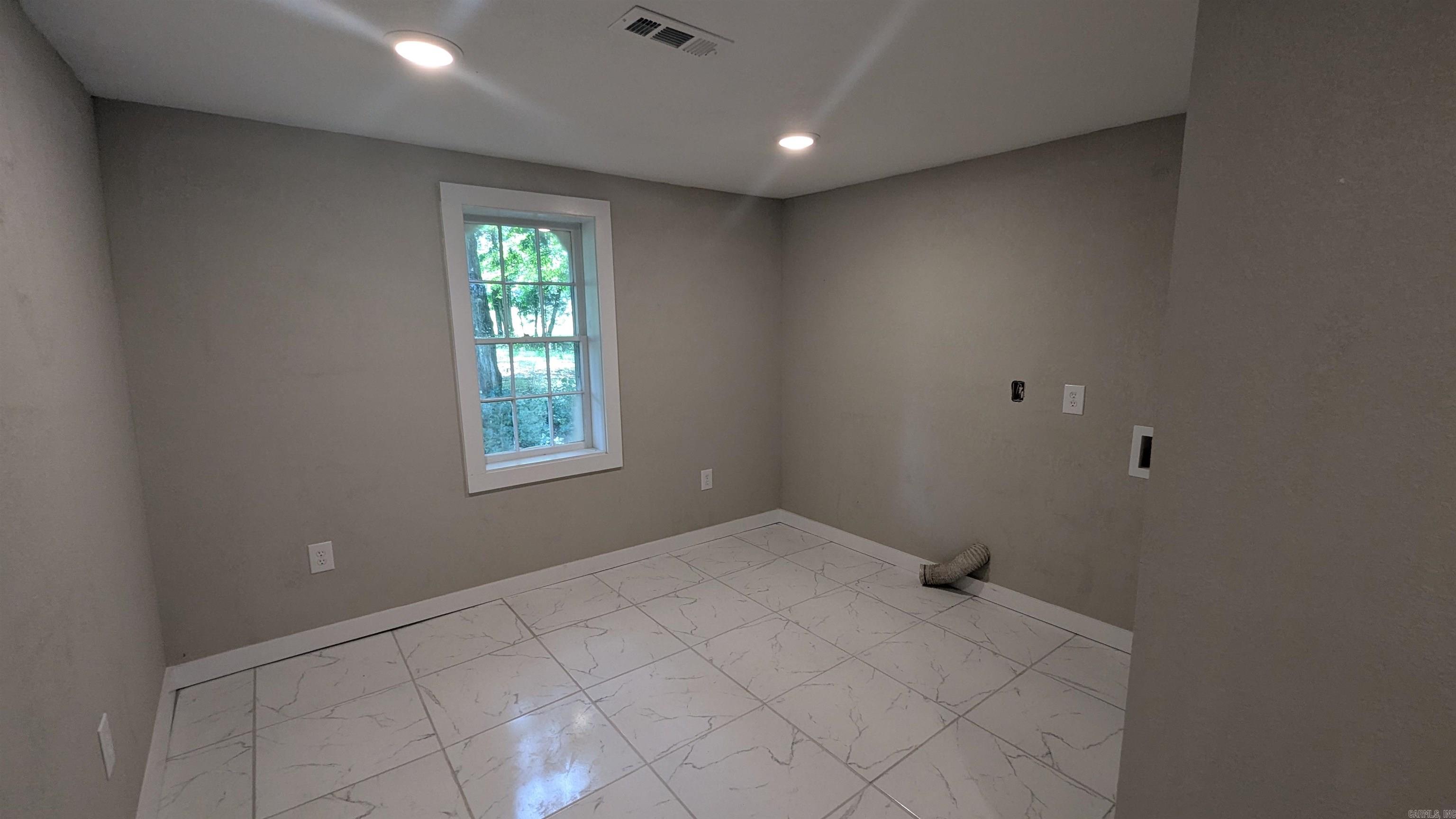 215 Mayo  Piggott, AR