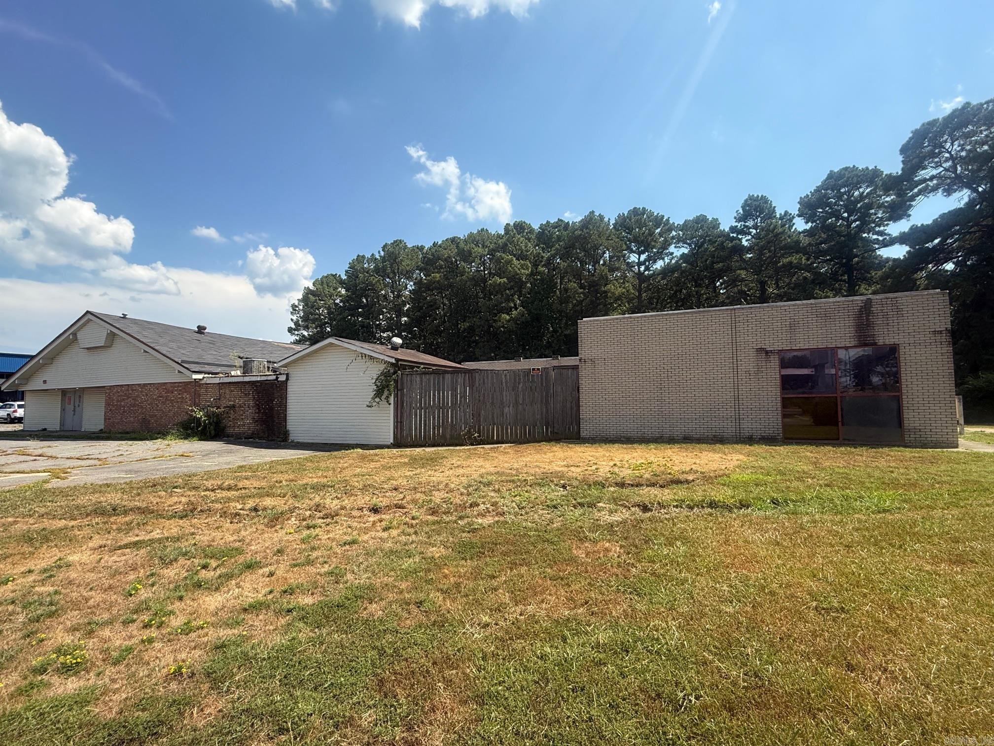 8101 Frenchmans  Little Rock, AR