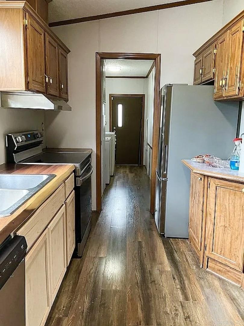 11099 14 Highway Big Flat, AR 72617