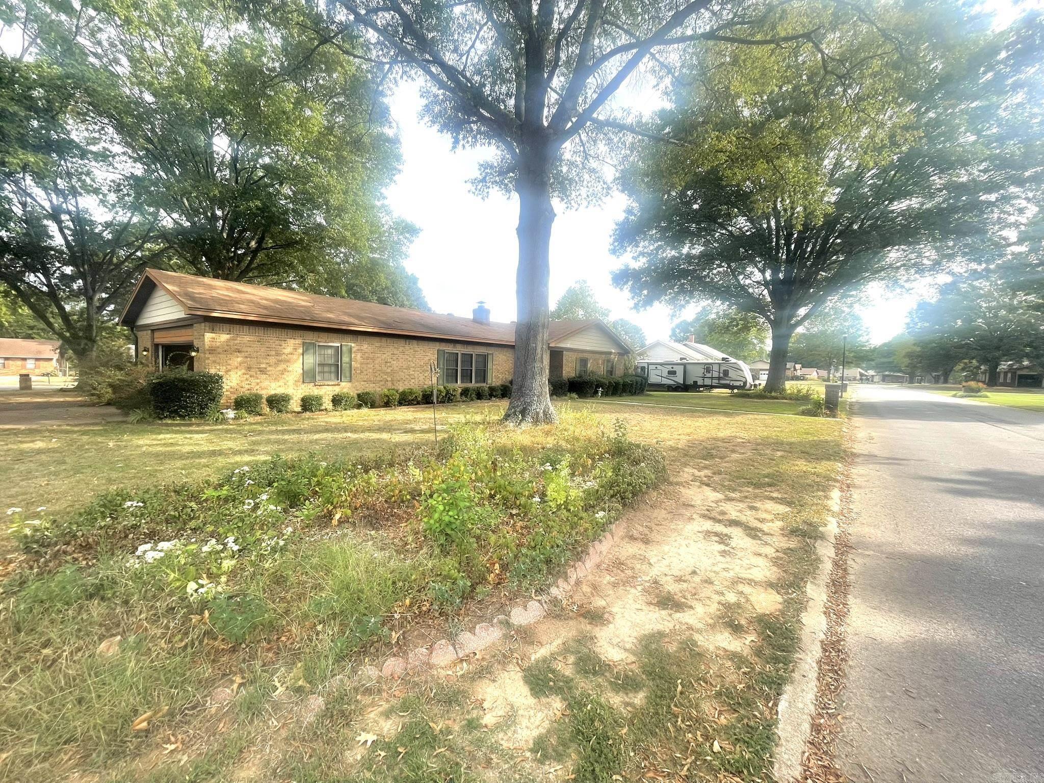 108 Liles Drive  Searcy, AR