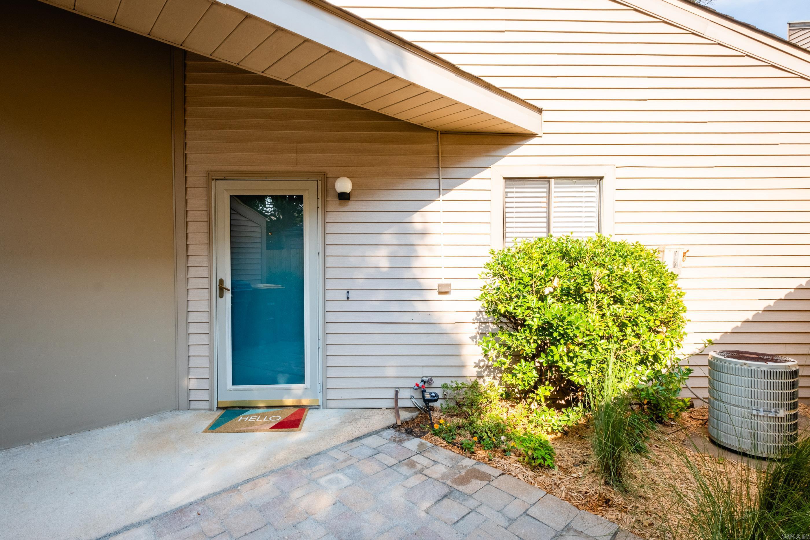 2520 Riverfront  Little Rock, AR