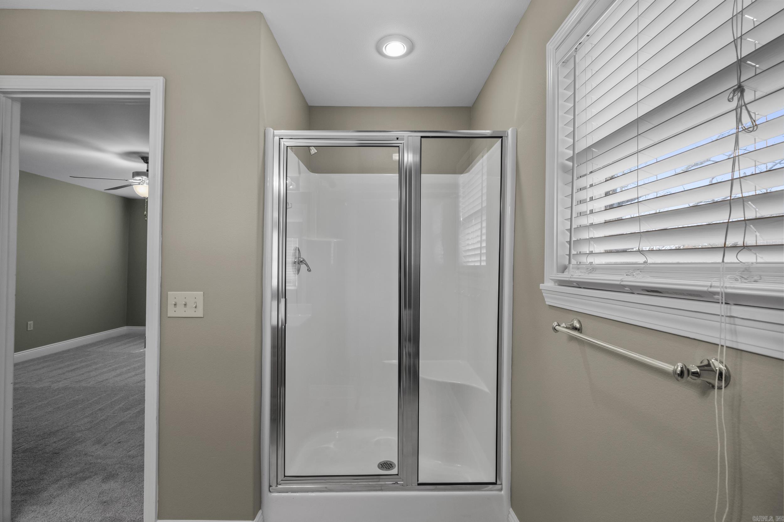 14 Pointe Clear Drive Little Rock, AR 72212