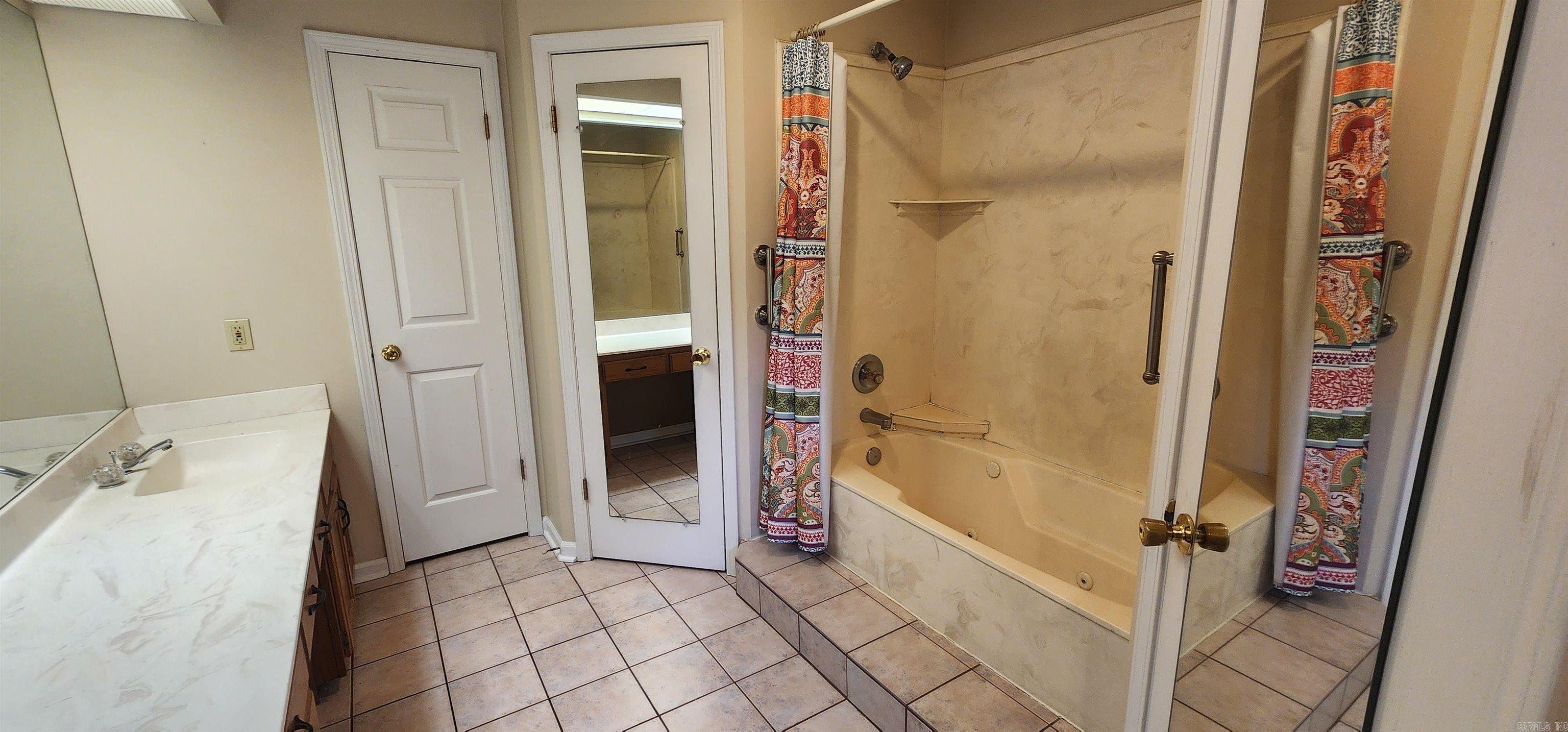 6A Londonderry Cir Street Wynne, AR 72396