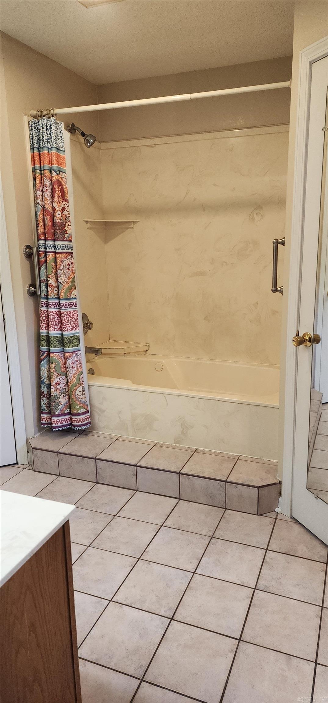 6A Londonderry Cir Street Wynne, AR 72396